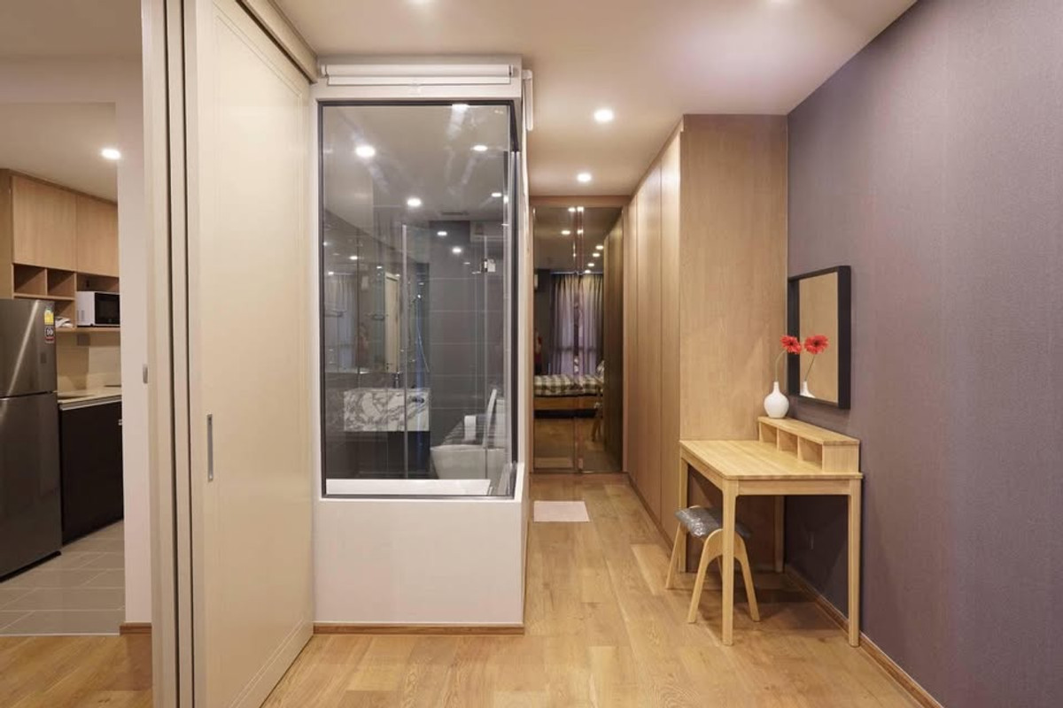 ขายคอนโดราชเทวี พญาไท : Q Chidlom Phetchaburi【𝐒𝐄𝐋𝐋 & 𝐑𝐄𝐍𝐓】🔥เสน่ห์มูจิสบายตา คุมโทน Neat & Neutral สำหรับคนรักพื้นที่โล่ง🔥 ติดต่อไลน์ไอดี: @hacondo