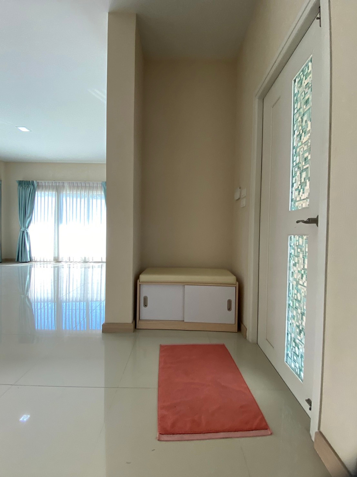 ขายบ้านสมุทรปราการ สำโรง : ขายบ้านเดี่ยว หลังมุม เลอนิโอ สุขุมวิท–เอราวัณ ใกล้ BTS โรงเรียนนายเรือ