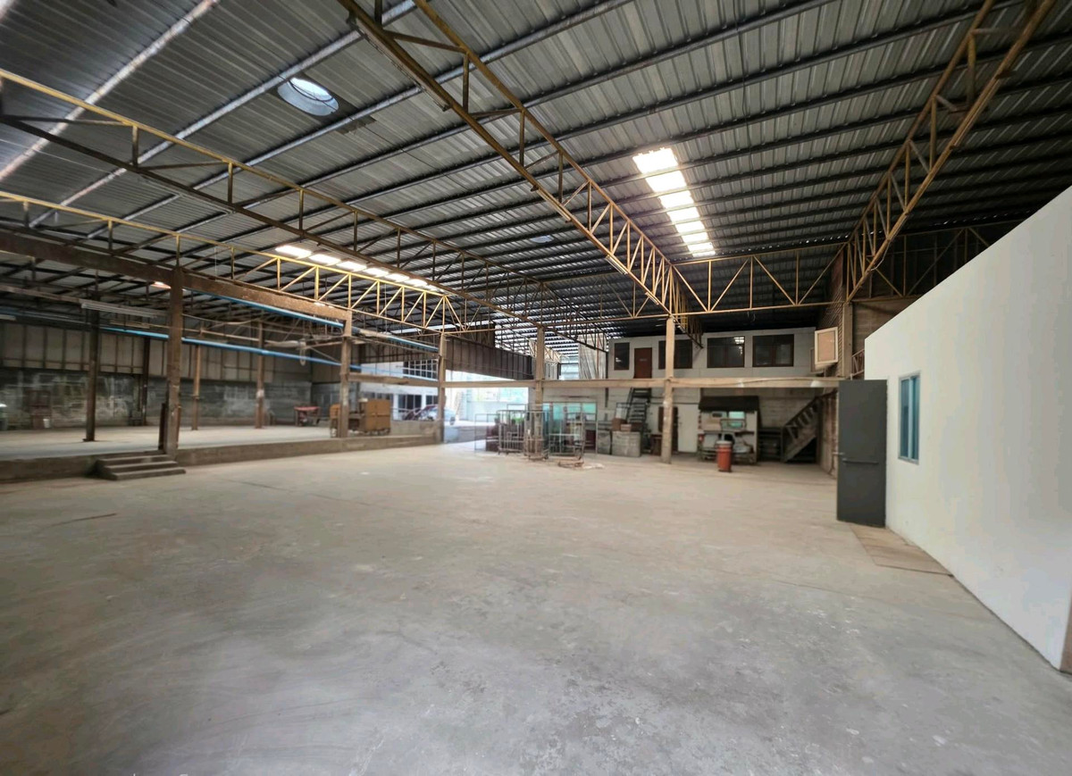 For RentWarehouseOnnut, Udomsuk : 🛎Warehouse for Rent – Onnut 66/1, 500m to MRT Srinuch space 785 sqm 📞 099 415 2664