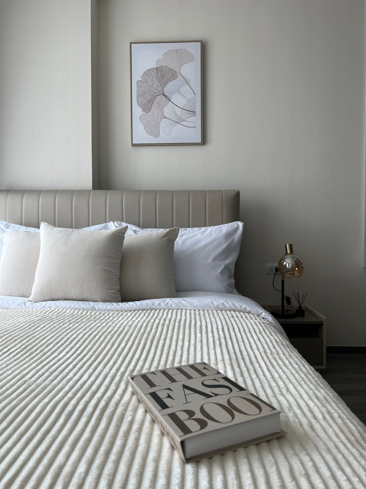 ขายคอนโดสยาม จุฬา สามย่าน : Ideo Chula Samyan【𝐒𝐄𝐋𝐋 & 𝐑𝐄𝐍𝐓】🔥ห้องสุดหรู โทนสว่าง อบอุ่น เฟอร์นิเจอร์จัดเต็ม เอาใจสายเรียบหรู 🔥 ติดต่อไลน์ไอดี: @hacondo