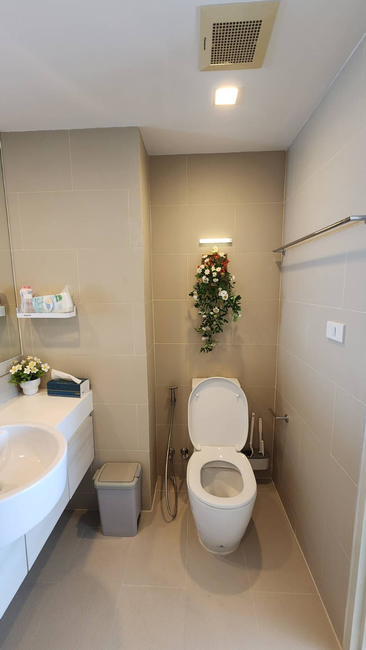 ให้เช่าคอนโดแจ้งวัฒนะ เมืองทอง : ให้เช่าคอนโด ดับเบิ้ล เลค คอนโดมิเนียม 2 ใกล้ อิมแพ็ค เมืองทองธานี เพียง 3 นาที