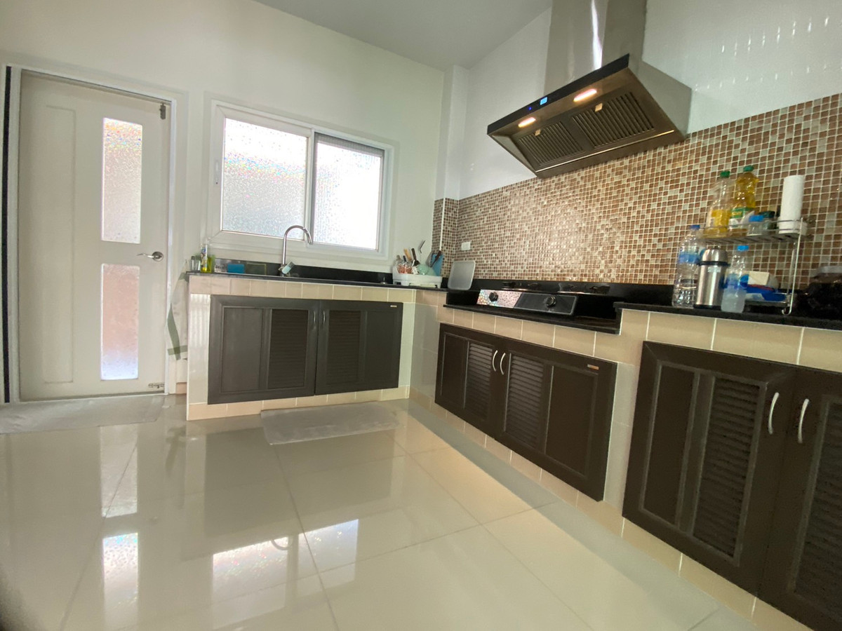 ขายบ้านสมุทรปราการ สำโรง : ขายบ้านเดี่ยว หลังมุม เลอนิโอ สุขุมวิท–เอราวัณ ใกล้ BTS โรงเรียนนายเรือ