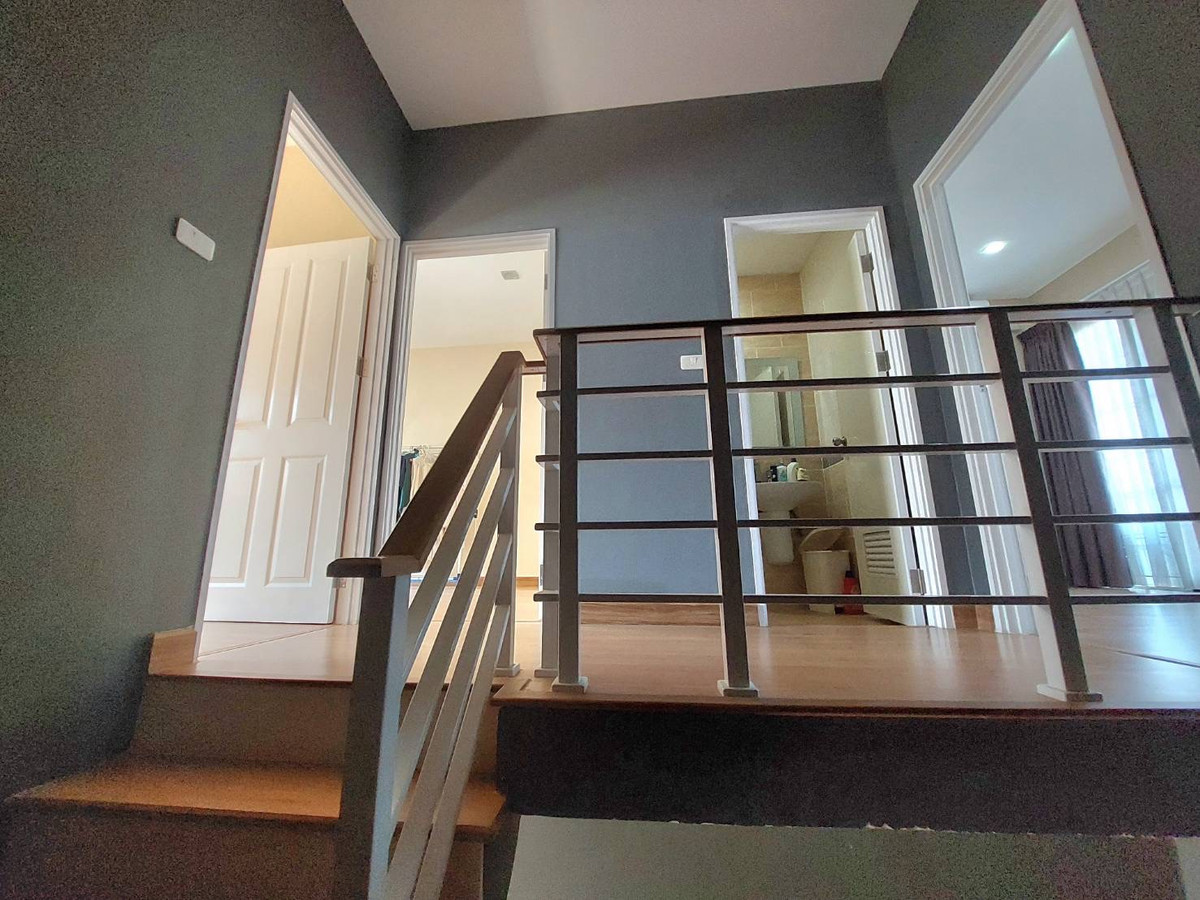 ทาวน์โฮมเกษตร นวมินทร์ ลาดปลาเค้า : ขาย/ให้เช่าทาวน์โฮม 3 ชั้น โกลเด้นทาวน์ ซ.นวมินทร์ 42  บึงกุ่ม 5 ห้องนอน 4 ห้องน้ำ ต่อเติมครบ คุ้มค่าทุกตารางนิ้ว