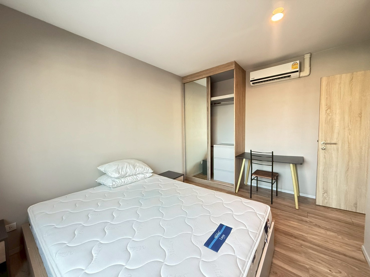 ให้เช่าคอนโดสาทร นราธิวาส : ด่วน ให้เช่า 2 ห้องนอน ห้องใหญ่ ราคาถูก มุมสงบร่มรื่น ใกล้บีทีเอสสุรศักดิ์