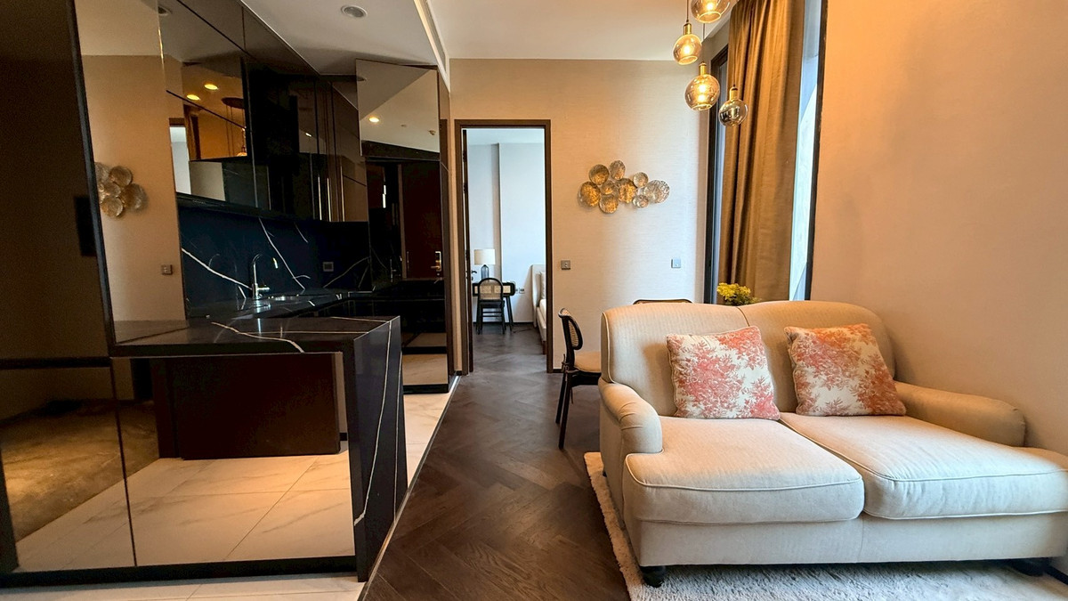 For RentCondoSukhumvit, Asoke, Thonglor : Condo for rent: The Esse 36, beautiful and new 1-bedroom unit, fully furnished, near BTS Thonglor. Special price.