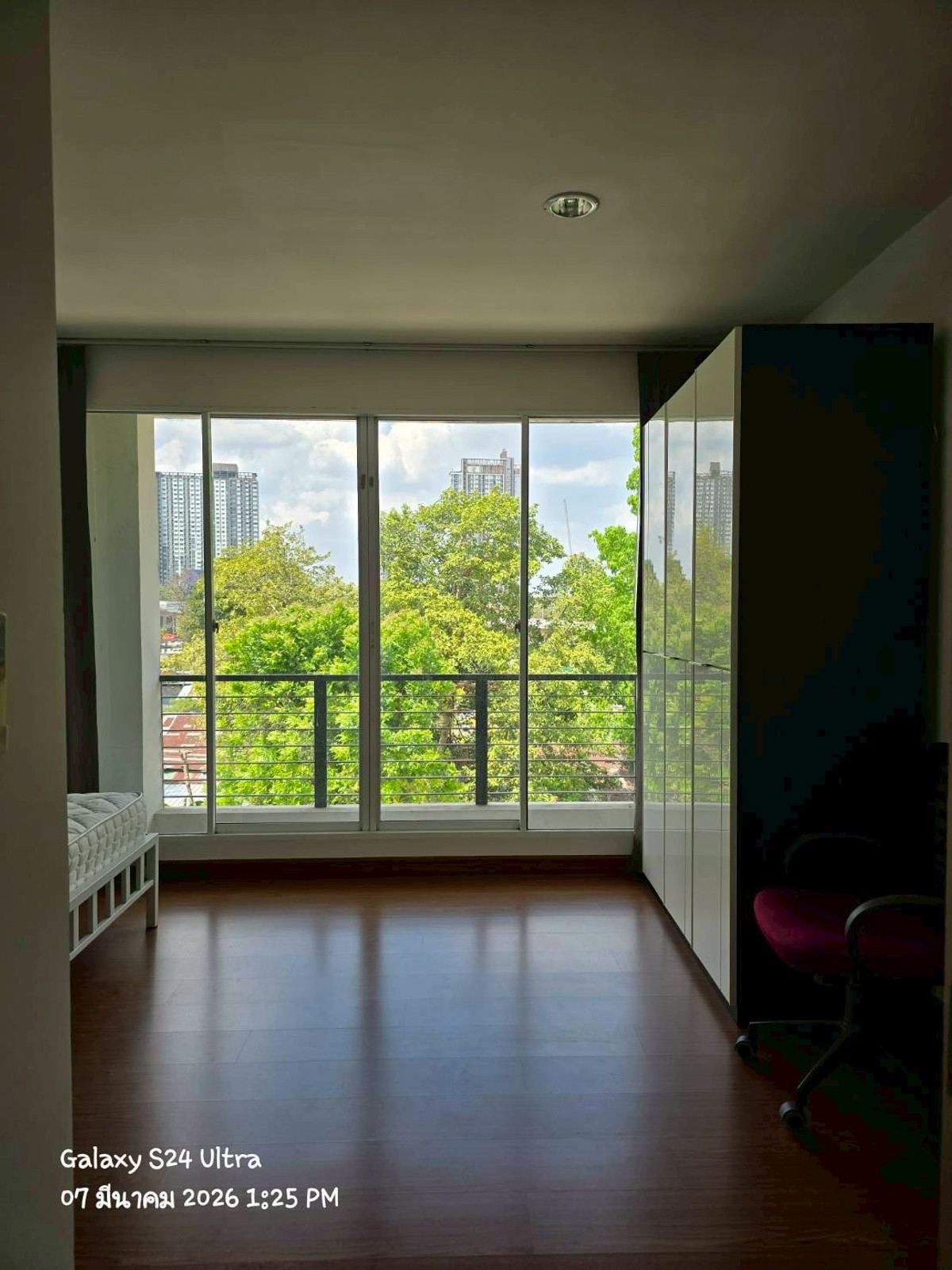 For RentTownhomeEakachai, Bang Bon : 27,000 baht for rent, newly decorated!! Single house mood