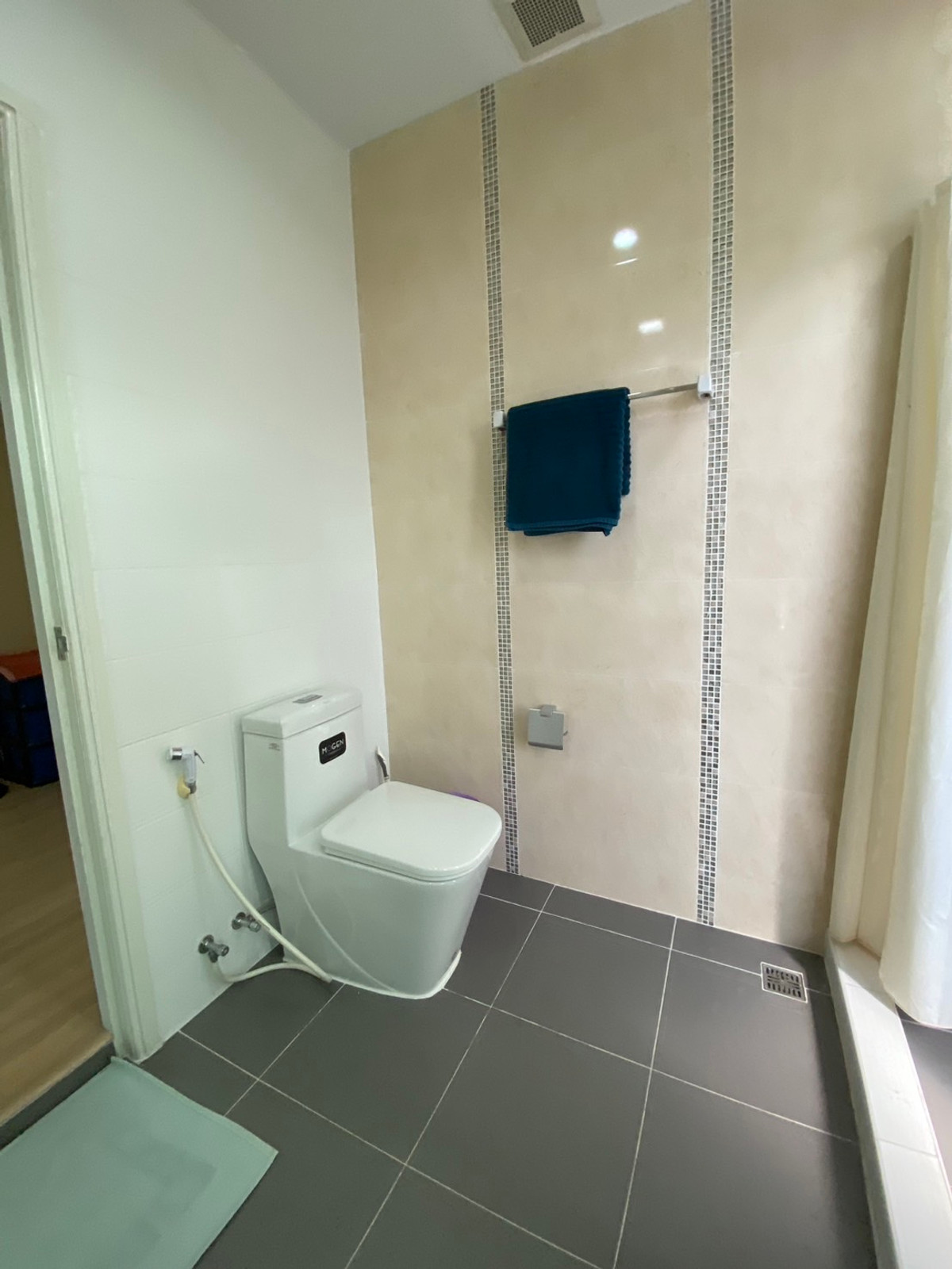 ขายบ้านสมุทรปราการ สำโรง : ขายบ้านเดี่ยว หลังมุม เลอนิโอ สุขุมวิท–เอราวัณ ใกล้ BTS โรงเรียนนายเรือ