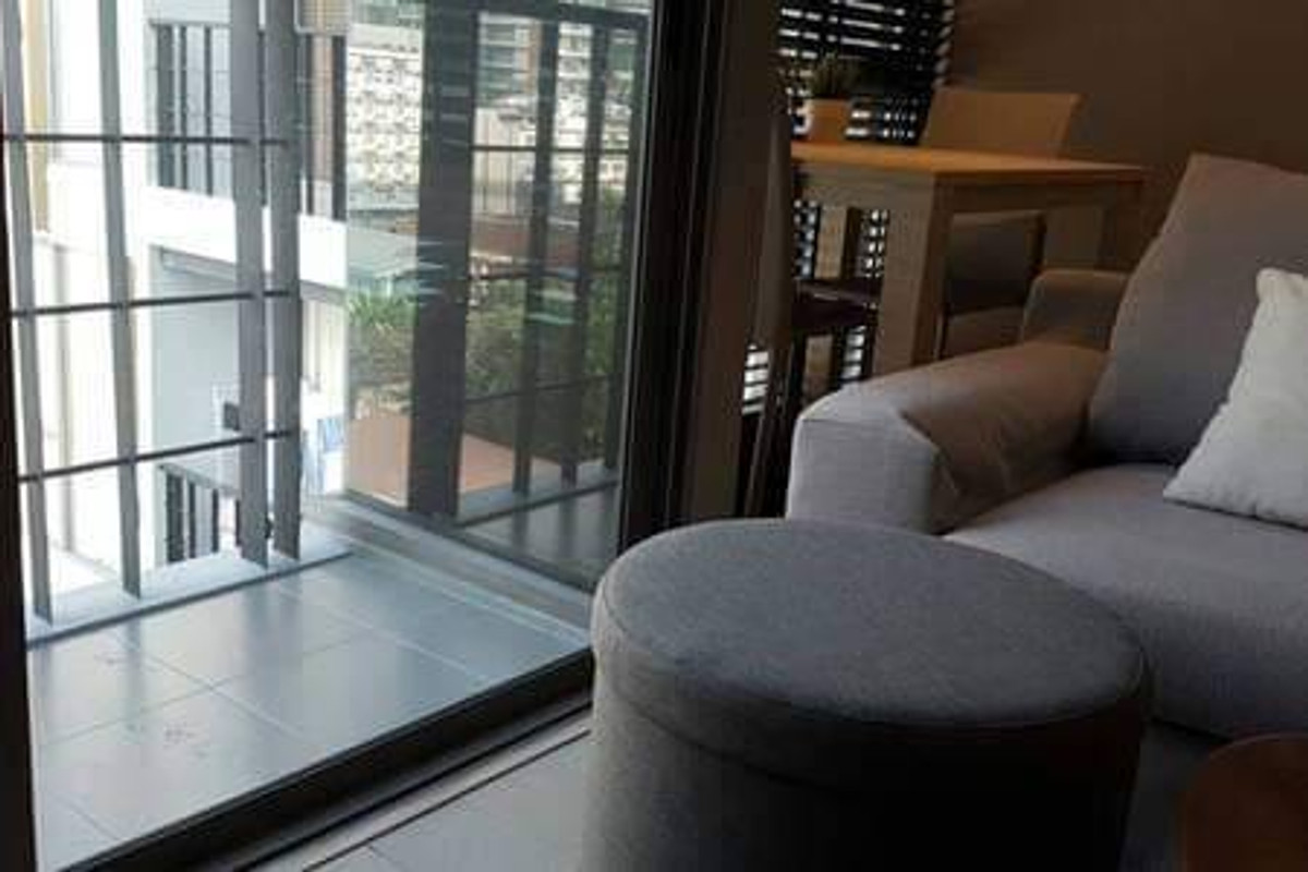 ขายคอนโดสีลม ศาลาแดง บางรัก : Klass Silom【𝐒𝐄𝐋𝐋 & 𝐑𝐄𝐍𝐓】🔥ห้องสไตล์มินิมอล ตกแต่งสวย เฟอร์นิเจอร์ครบ ใกล้ BTS ช่องนนทรี🔥 ติดต่อไลน์ไอดี: @hacondo