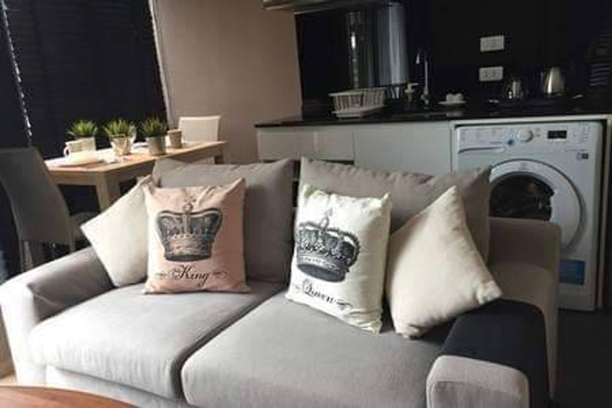 ขายคอนโดสีลม ศาลาแดง บางรัก : Klass Silom【𝐒𝐄𝐋𝐋 & 𝐑𝐄𝐍𝐓】🔥ห้องสไตล์มินิมอล ตกแต่งสวย เฟอร์นิเจอร์ครบ ใกล้ BTS ช่องนนทรี🔥 ติดต่อไลน์ไอดี: @hacondo