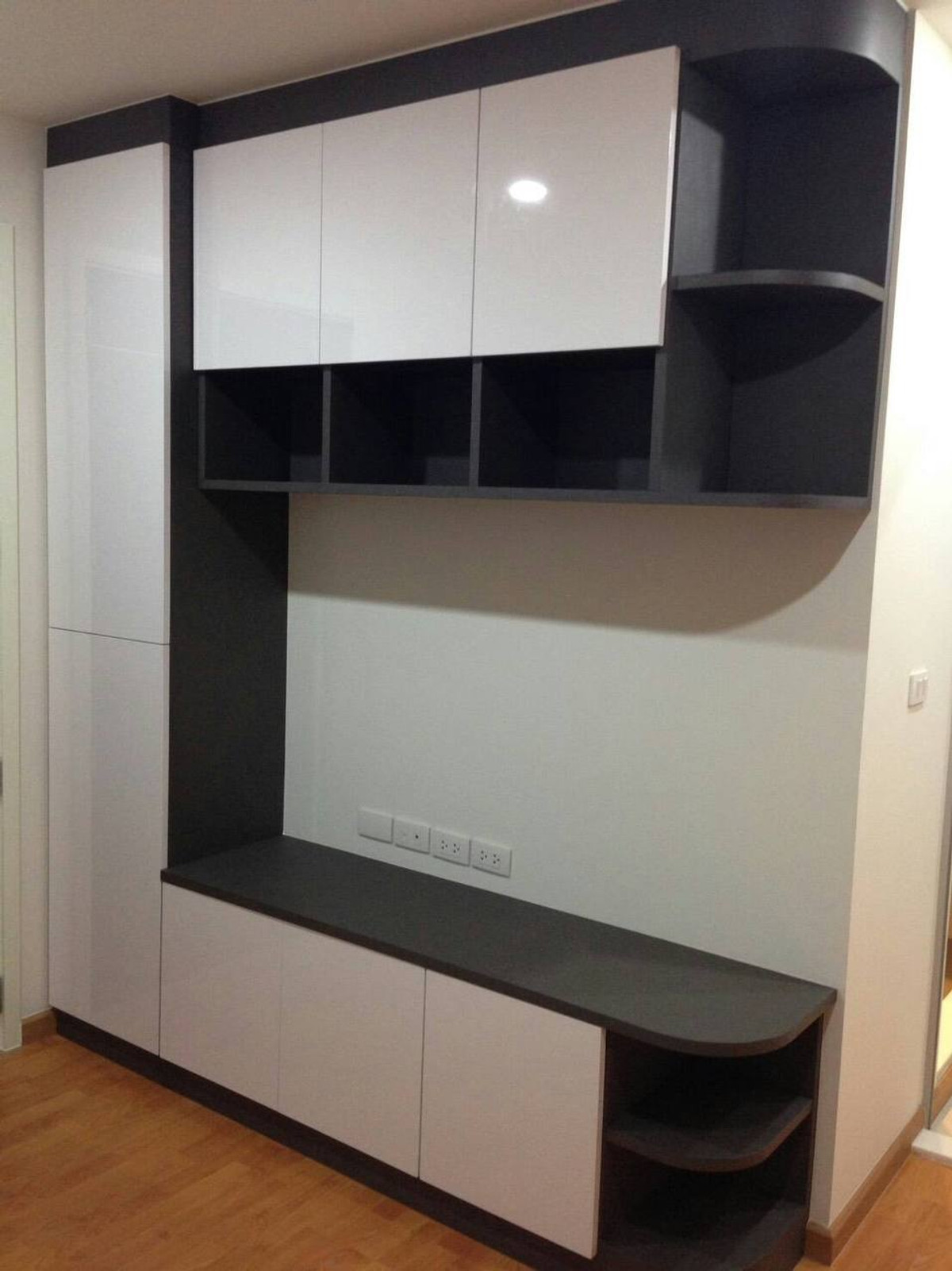 ขายคอนโดท่าพระ ตลาดพลู วุฒากาศ : The President Sathorn Ratchapruek 2【𝐒𝐄𝐋𝐋 & 𝐑𝐄𝐍𝐓】🔥พื้นที่อบอุ่นในโทนสุภาพ เน้นการใช้งานจริง เฟอร์ครบทุกมุม เหมาะกับการพักผ่อนในชีวิตประจำวัน🔥 ติดต่อไลน์ไอดี: @hacondo