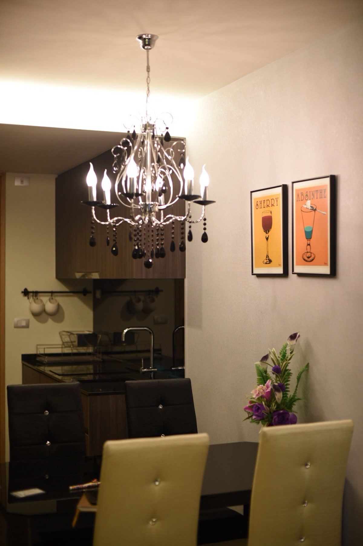 ให้เช่าคอนโดสุขุมวิท อโศก ทองหล่อ : ให้เช่า Via49 ราคา 30,000 บาท [MKr260311]