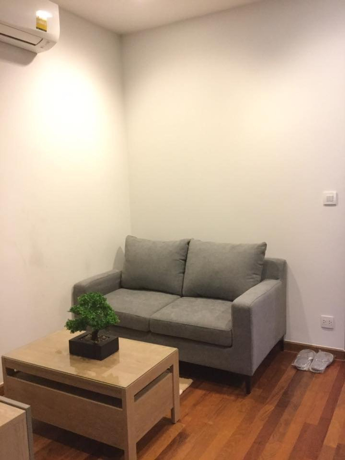 ให้เช่าคอนโดราชเทวี พญาไท : Wish Signature Midtown Siam 1【𝐑𝐄𝐍𝐓】🔥ห้องสวยโทนหรู แสงธรรมชาติเต็มห้อง บรรยากาศดีมาก🔥 ติดต่อไลน์ไอดี: @hacondo