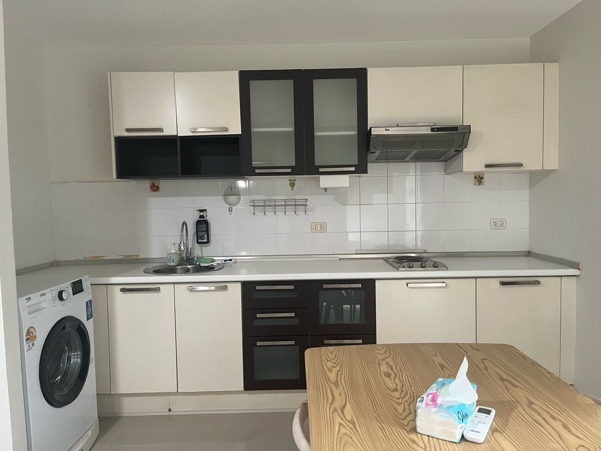 For RentCondoThaphra, Talat Phlu, Wutthakat : Metro Park Sathorn【𝐒𝐄𝐋𝐋 & 𝐑𝐄𝐍𝐓】🔥Warm-toned room, fully furnished, comfortable and relaxing atmosphere, perfect for those who love warm tones!🔥 Contact Line ID: @hacondo