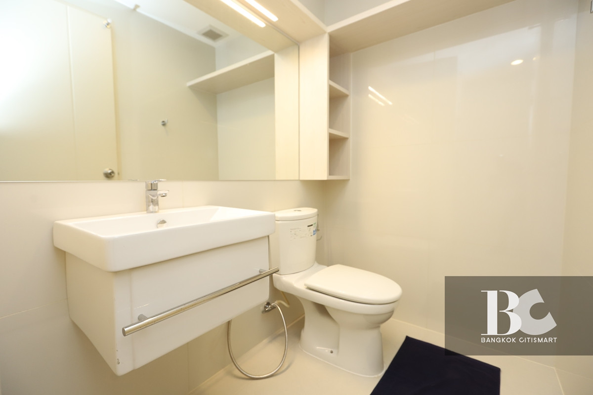 ให้เช่าคอนโดพระราม 9 เพชรบุรีตัดใหม่ RCA : 🔥 Hot Deal 2 bedrooms for rent at Life asoke 🔥