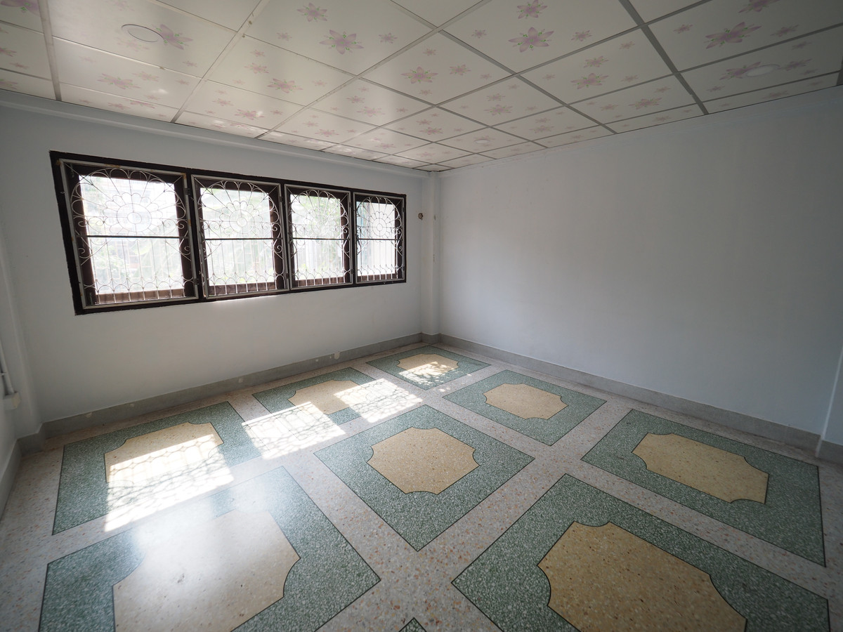 For RentTownhomeSathorn, Narathiwat : Renovated 4.5-storey townhouse with 1 car parking in Sathorn