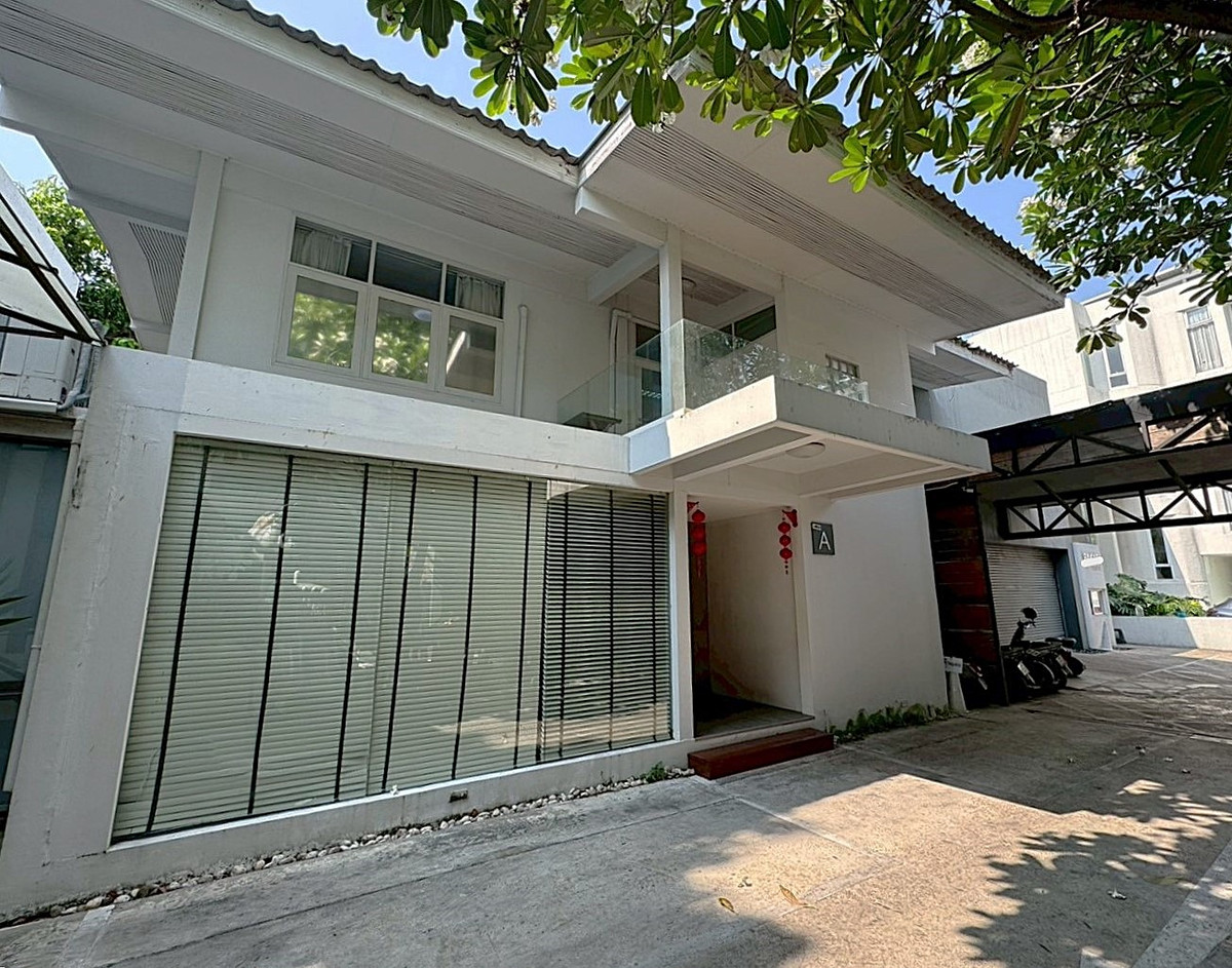 For RentShop HouseSukhumvit, Asoke, Thonglor : Beautiful House for Rent in Thonglor – Suitable for Business ** NO CO-AGENT **