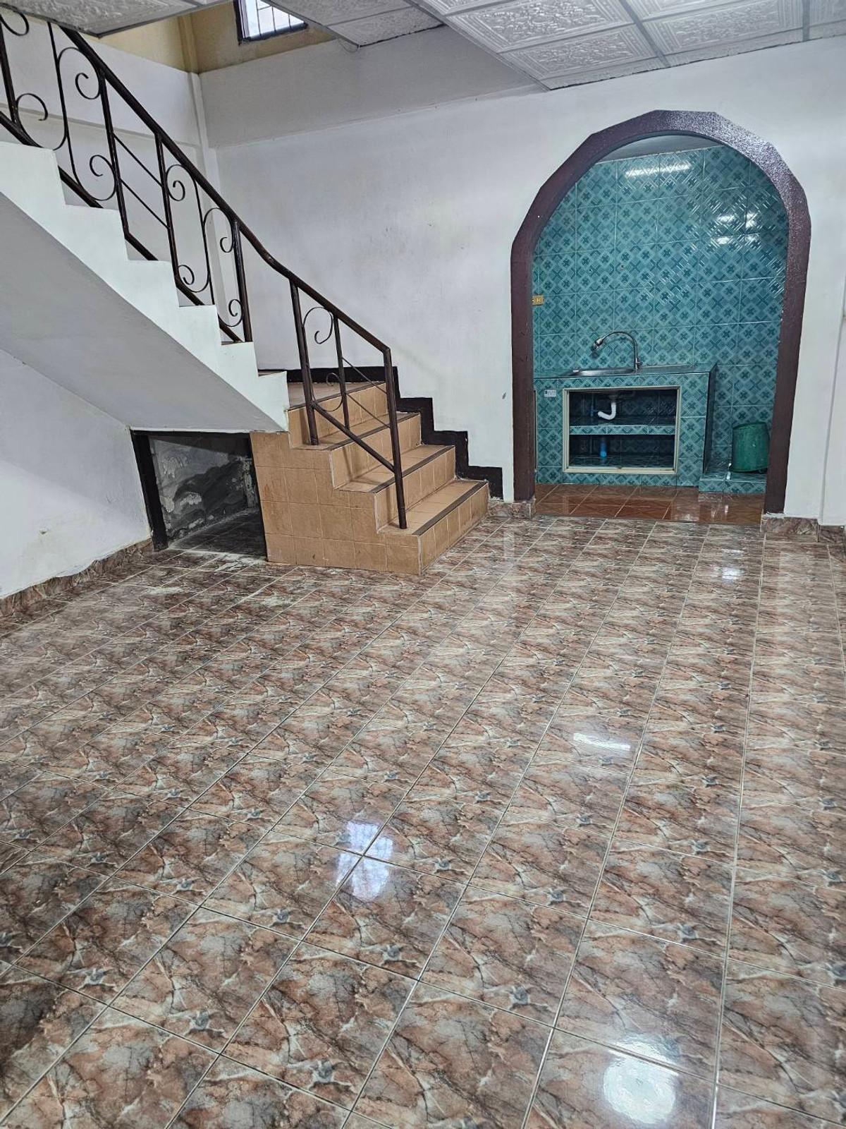 ให้เช่าทาวน์โฮมมีนบุรี-ร่มเกล้า : ⚡ ให้เช่า ทาวน์โฮม 2 ชั้น ซอย รามคำแหง 186 ขนาด 35 ตร.ว. ⚡