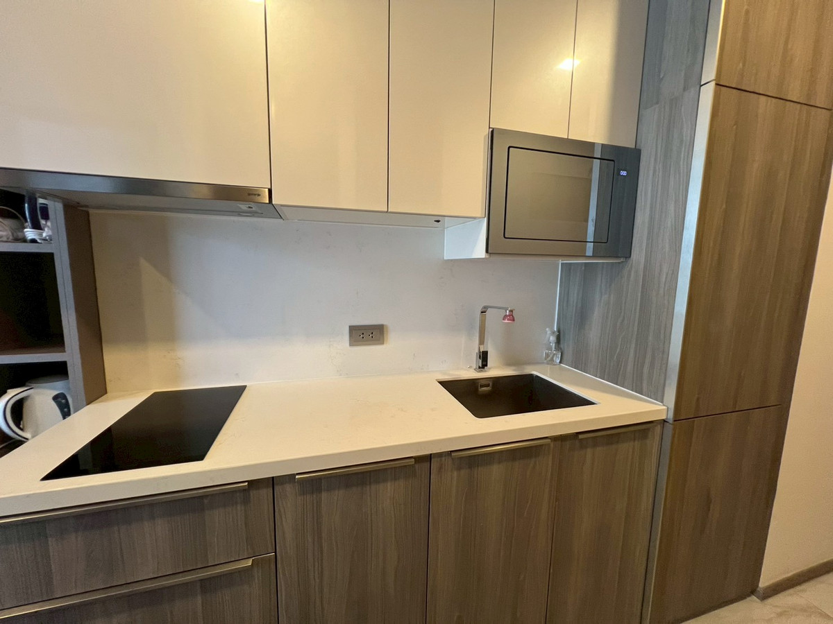For RentCondoSukhumvit, Asoke, Thonglor : 🏙️ 1 bedroom for rent at Celes Asoke – Luxury Condo for Rent Nice location