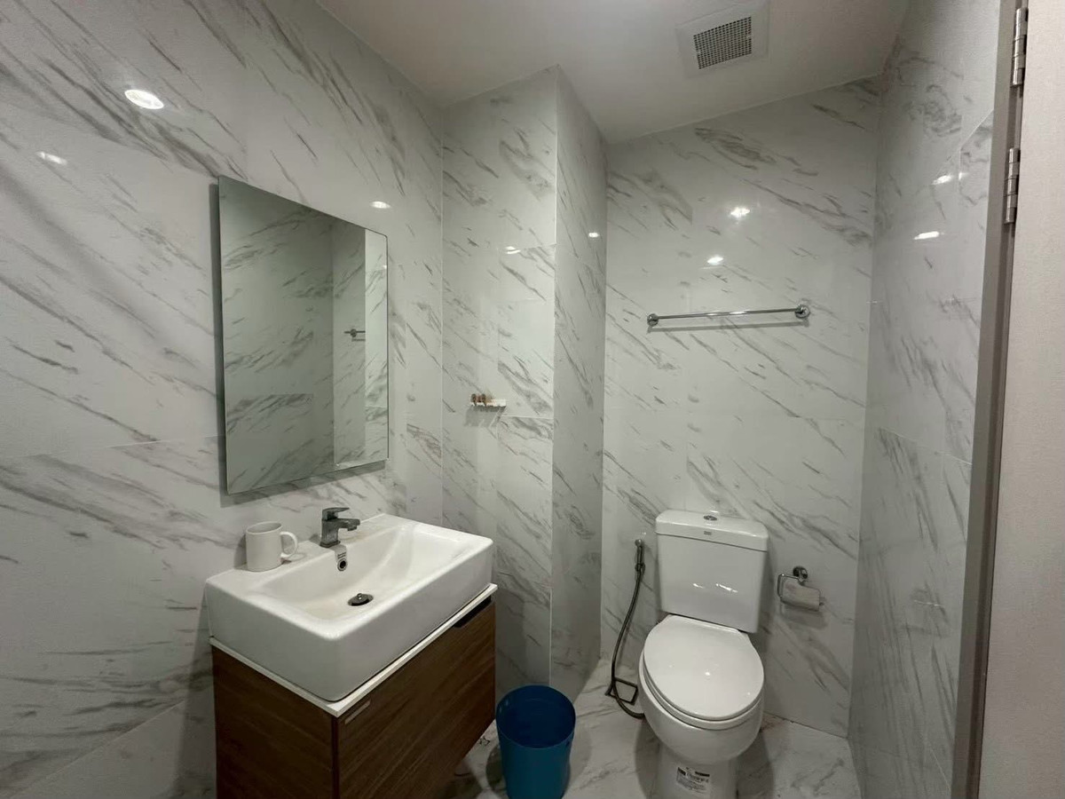 For SaleCondoBangna, Bearing, Lasalle : IDEO Mobi Sukhumvit Eastpoint / 1 Bedroom (SALE WITH TENENT), IDEO Mobi Sukhumvit Eastpoint / 1 Bedroom (Sale with Tenant) NONT105