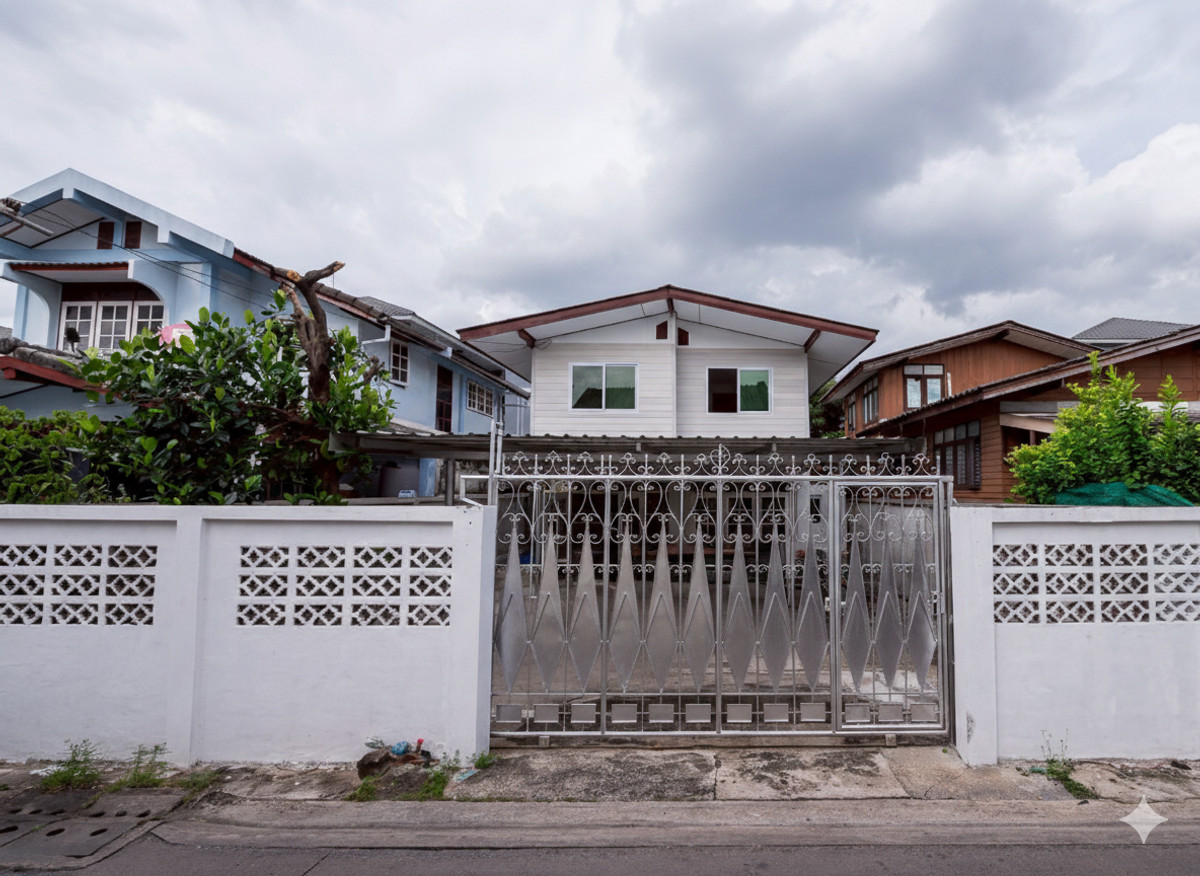 For SaleHouseLadprao101, Happy Land, The Mall Bang Kapi : Single house Lat Phrao 101 Soi 42 Intersection 8 / 3 Bedrooms (FOR SALE) FAHS031