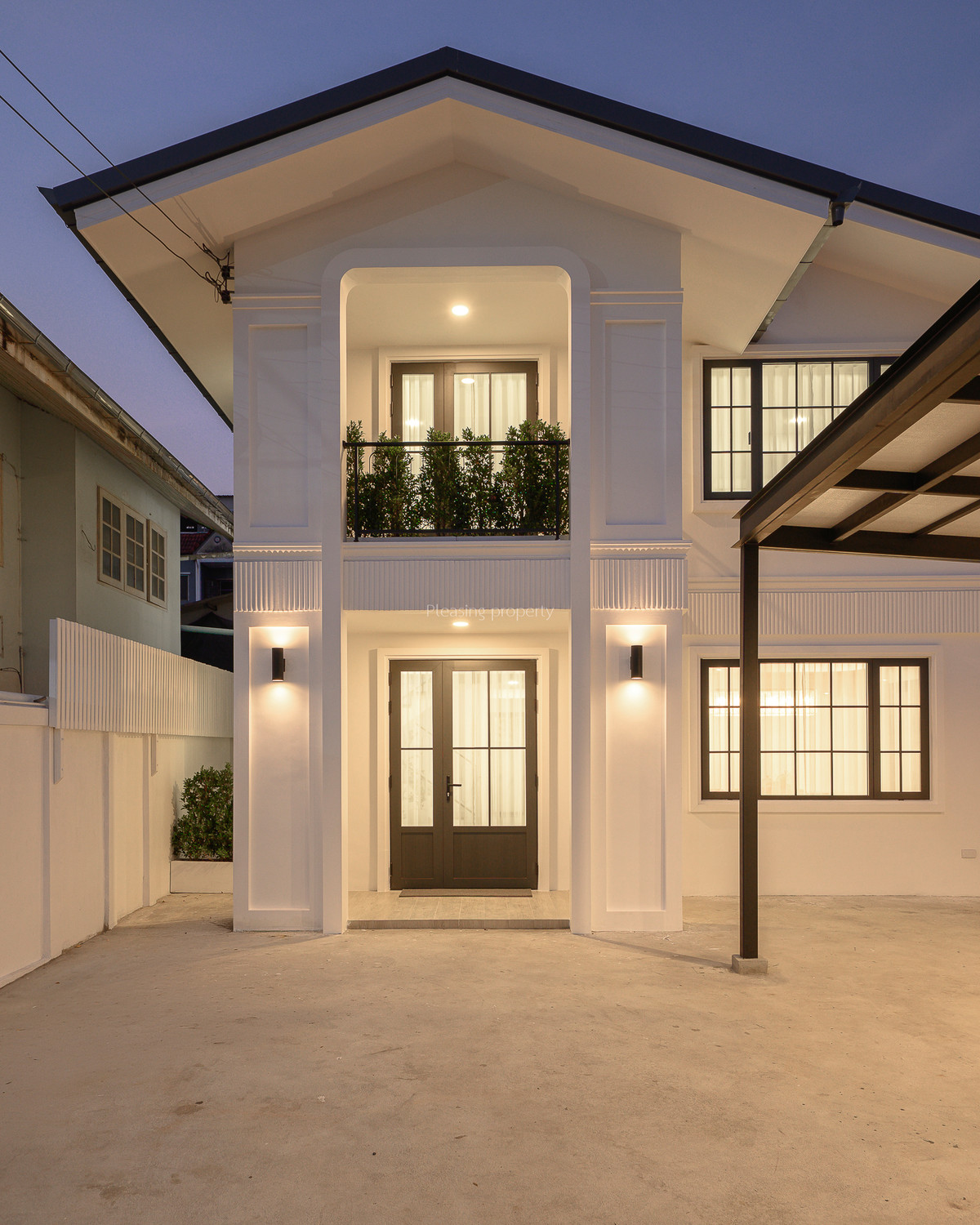 For SaleHouseOnnut, Udomsuk : Single house 60 sq m, Soi On Nut 44, good location, renovated, ready to move in.