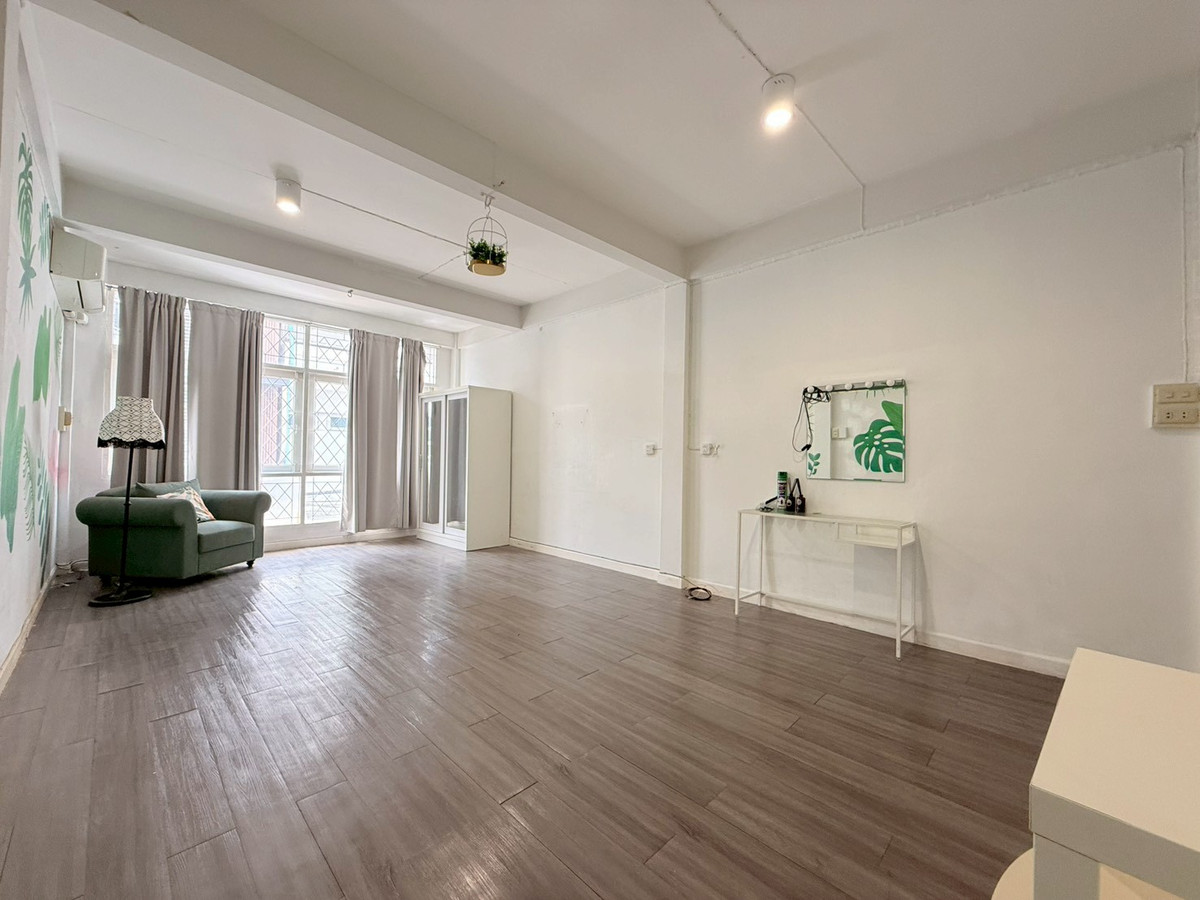 ให้เช่าทาวน์โฮมสุขุมวิท อโศก ทองหล่อ : 🏠🌲 ให้เช่า ทาวน์โฮม สุขุมวิท 65 ใกล้  BTS Ekamai