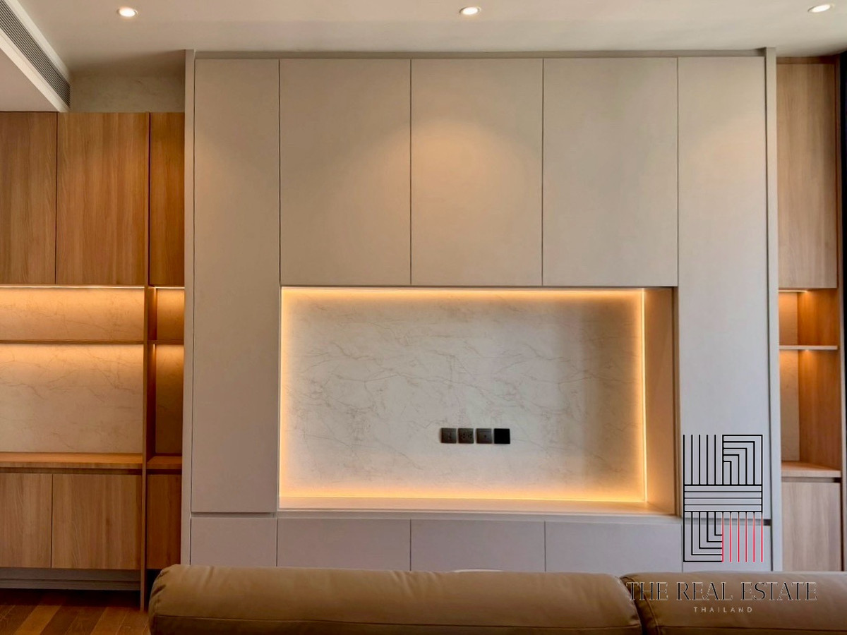 ขายคอนโดวิทยุ ชิดลม หลังสวน : ขายด่วน 🔥ห้องใหม่ Sale Muniq Langsuan 2br. 3bath เพิ่งแต่งเสร็จ ยังไม่เคยเข้าอยู่  ชั้นสูง วิวสวย เลี้ยงสัตว์ได้ Pet friendly ราคาดีมาก 💰