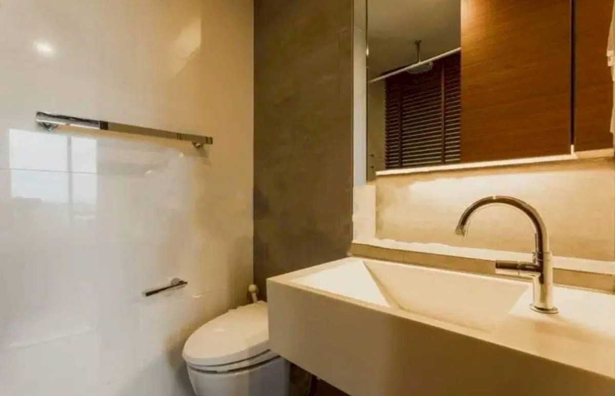 For RentCondoSukhumvit, Asoke, Thonglor : Rent 2 bedrooms, 2 bathrooms, Duplex Ashton Morph 38.