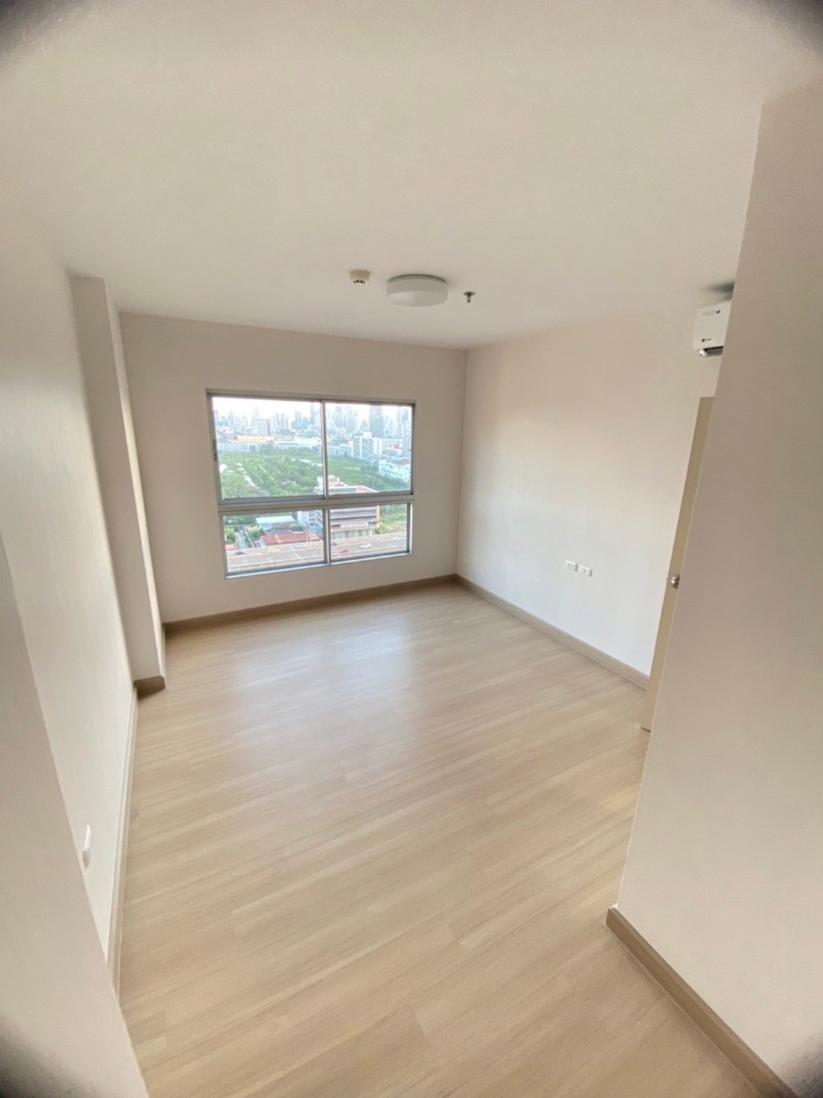 ให้เช่าคอนโดพระราม 9 เพชรบุรีตัดใหม่ RCA : ✅ SVD113 ✅ Line : @p2nproperty