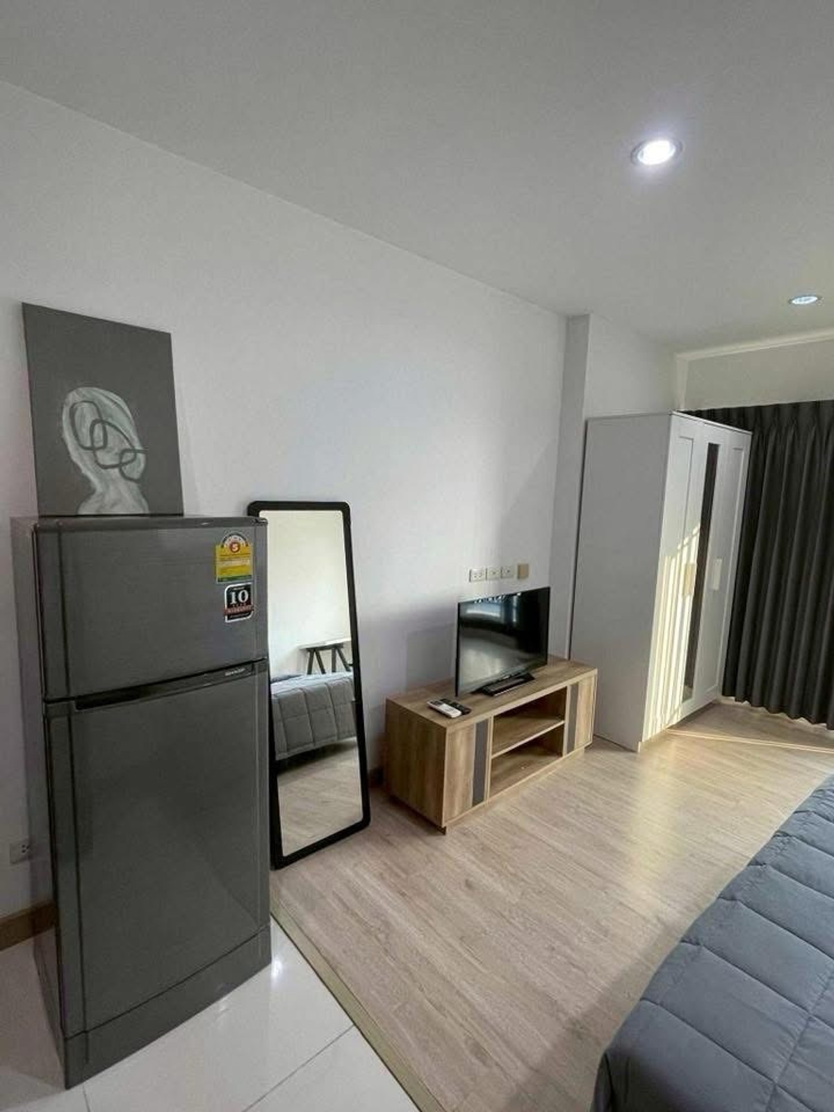 ให้เช่าคอนโดปิ่นเกล้า จรัญสนิทวงศ์ : 💙@condocurator 💙 ให้เช่า Thana Astoria เฟอร์นิเจอร์ครบ มีเครื่องซักผ้า [PM4442]