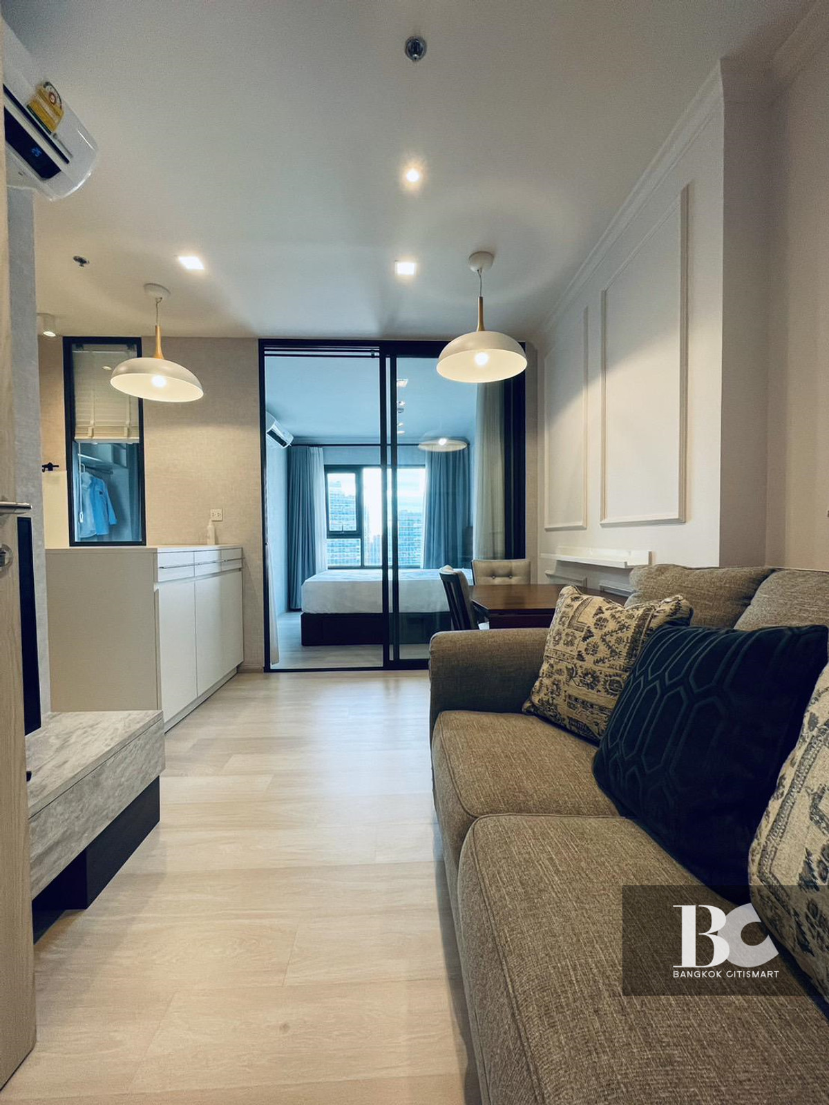 ให้เช่าคอนโดวิทยุ ชิดลม หลังสวน : ⚜️ High floor 1 bedroom for rent at Life one wireless ⚜️