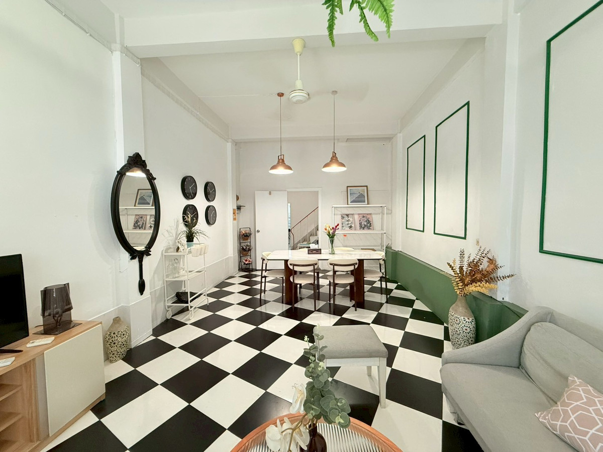 ให้เช่าทาวน์โฮมสุขุมวิท อโศก ทองหล่อ : 🏠🌲 ให้เช่า ทาวน์โฮม สุขุมวิท 65 ใกล้  BTS Ekamai