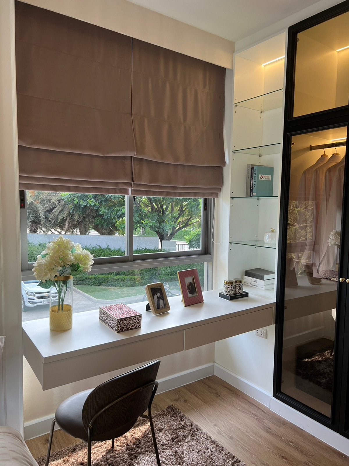 For SaleHousePattanakan, Srinakarin : For sale with tenant Perfect Place Rama 9 - Krungthepkreetha 📞065-626-5636 Good location in front of the project