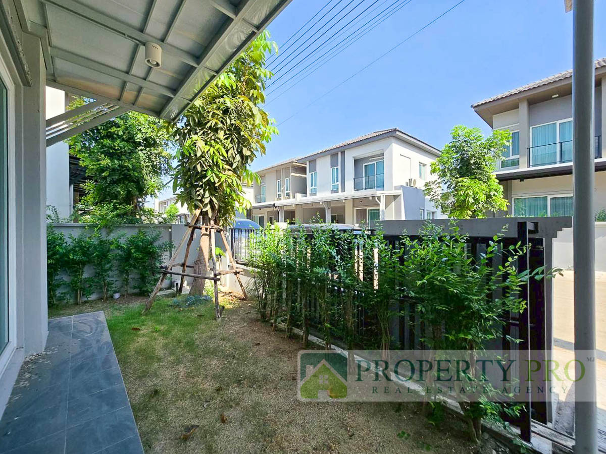 For SaleSamut Prakan,Samrong : TwinHouse for Sale Grande Pleno Bangna Onnut, 3 Bedroom 35 Sqw 146 Sqm Minimal Style with Good Condition Near Chaloem Phrakiat Rama 9, Kingkaew, Suvarnabhumi Airport, Prawet, Ladkrabang, MegaBangna : MJ25S-009