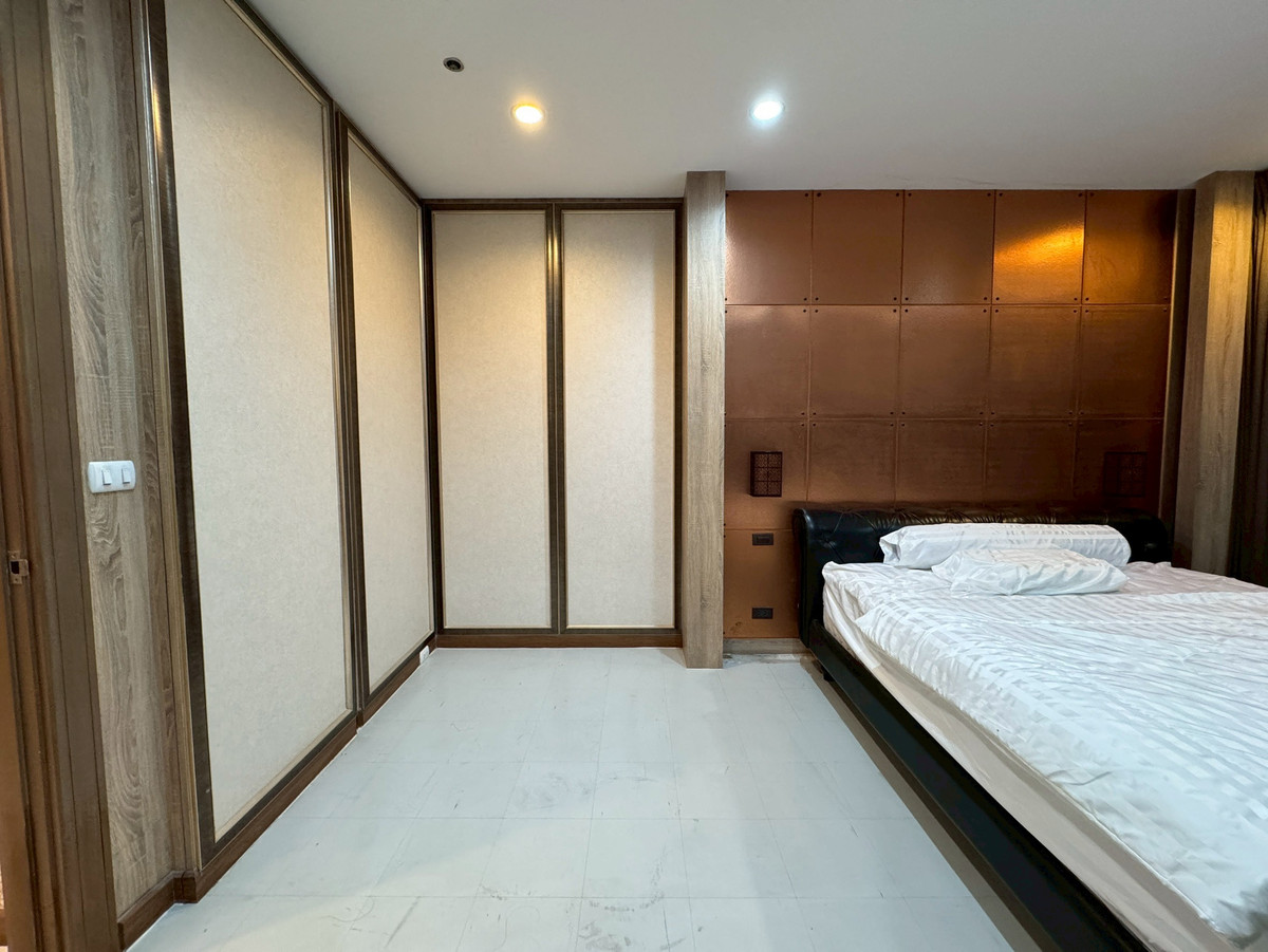 ให้เช่าคอนโดพระราม 9 เพชรบุรีตัดใหม่ RCA : ให้เช่า Villa Asoke 2 ห้องนอน แต่งหรู เฟอร์ครบ ทำเล MRT เพชรบุรี