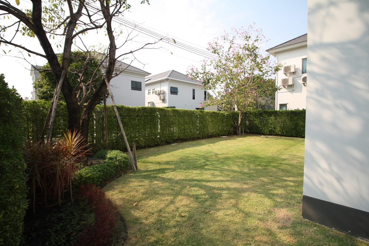 บ้านบางนา แบริ่ง ลาซาล : Setthasiri Bangna km 10: 5bed 6bath 102sqwah 377sqm. Sell: 45,000,000 Rent: 320,000/mth Am: 0656199198