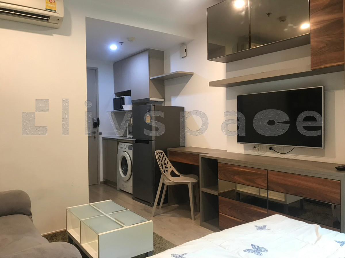 ให้เช่าคอนโดสยาม จุฬา สามย่าน : ▚ LH143ツ ให้เช่า: Ideo Q จุฬา-สามย่าน Studio 22ตรม. 18.5K🎓✨ ห้องแต่งครบ ชั้นไม่สูง อยู่สบาย ราคาดีมาก ใกล้จุฬาฯ!