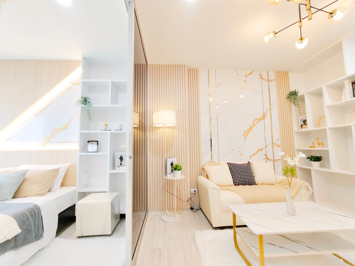 For SaleCondoRattanathibet, Sanambinna : (Owner selling it himself) Urgent! Condo, good location, close to the BTS, newly decorated, fully furnished, Aspire Rattanathibet Condo, 2 beautiful rooms, ready to move in, easy installments, living there yourself is worth it, the investment is great!