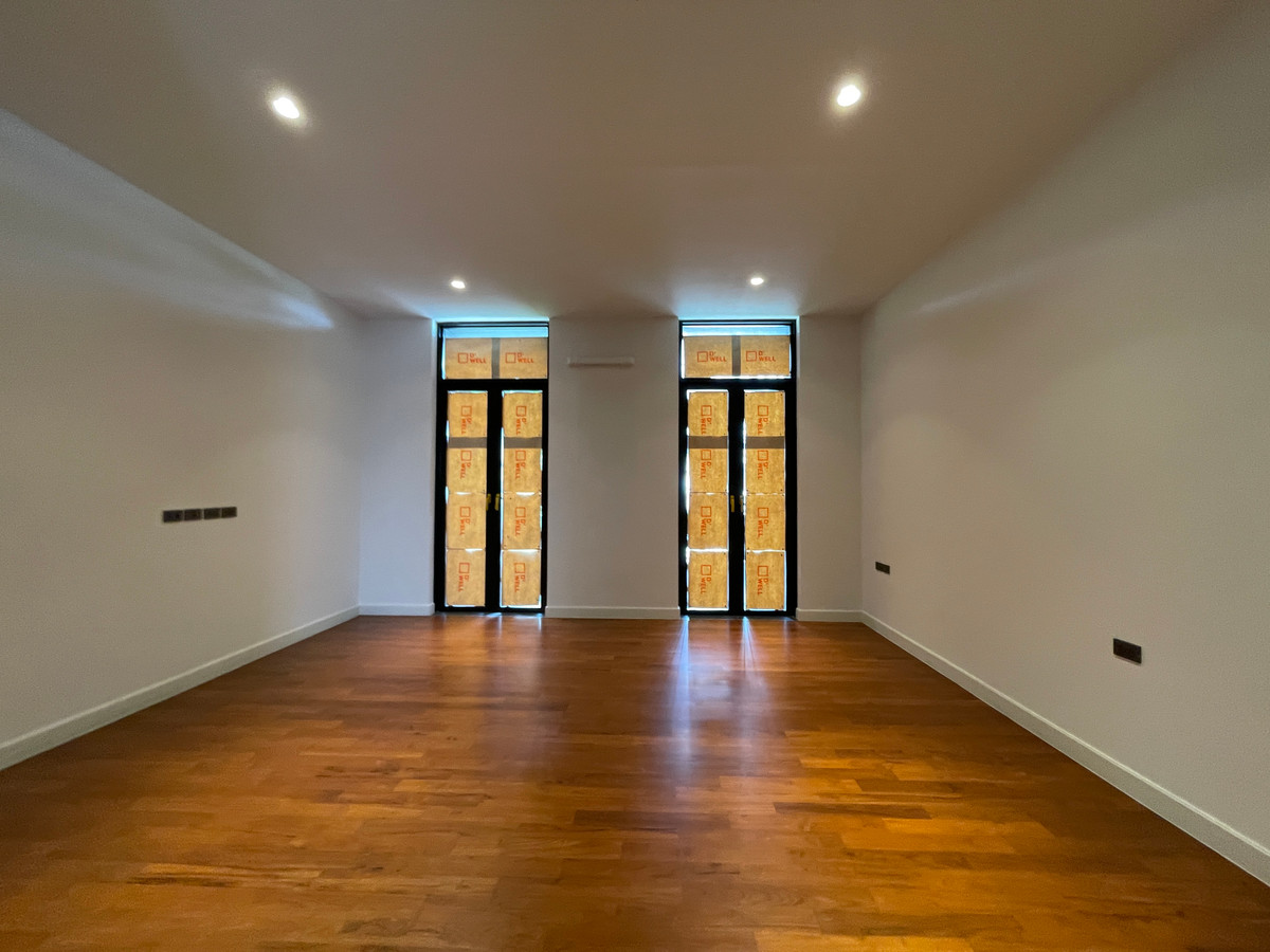 ขายบ้านรามคำแหง หัวหมาก : [ขาย] ARNA Rama 9 บ้านเดี่ยว Super Luxury 3 ชั้น พร้อมสระว่ายน้ำส่วนตัว และดาดฟ้า | ทำเลทองหลัง The Mall รามฯ ใกล้ MRT สายสีส้ม