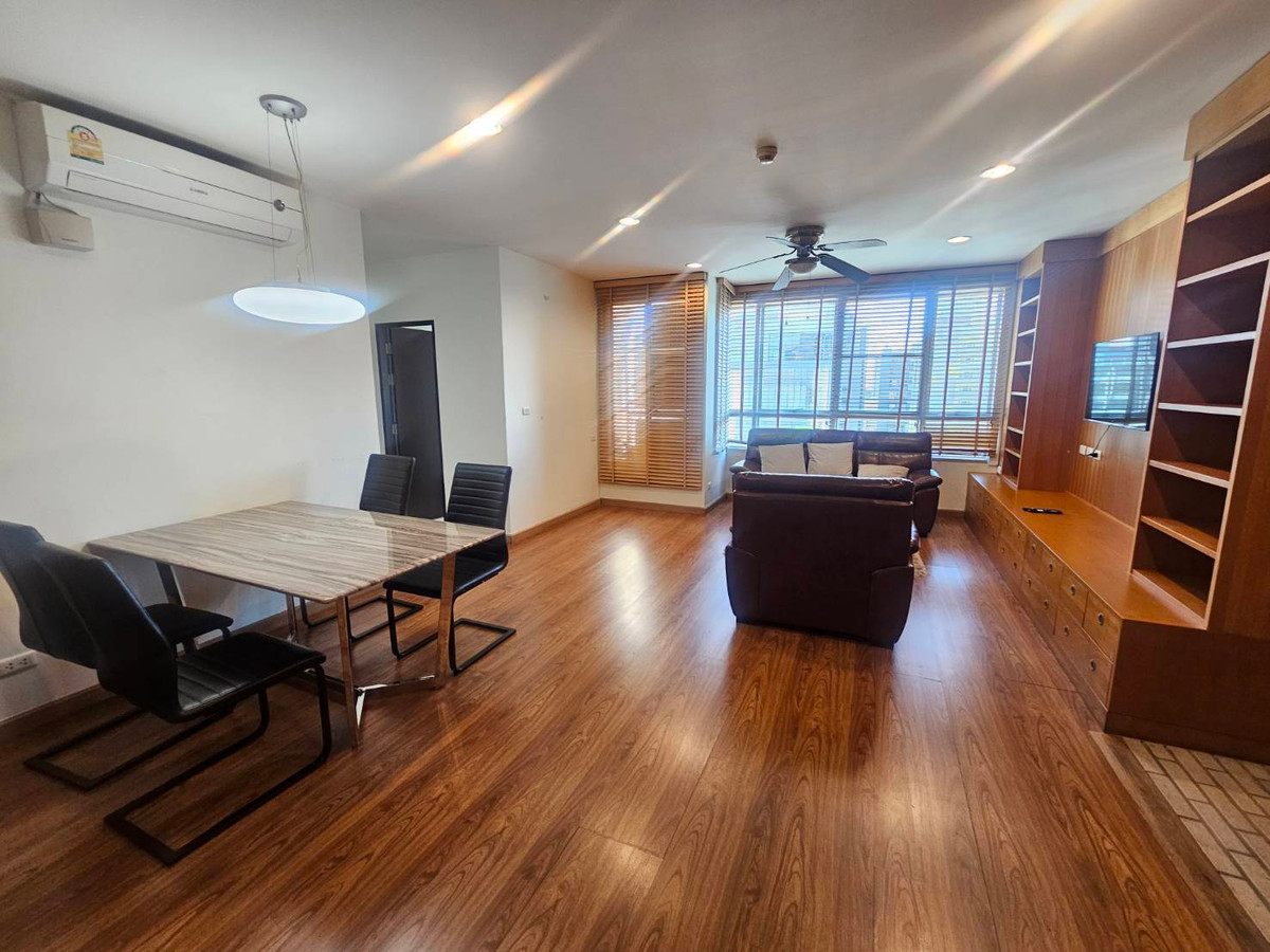 For RentCondoSukhumvit, Asoke, Thonglor : For rent, 2 bedrooms, 2 bathrooms, The Address Sukhumvit 42.