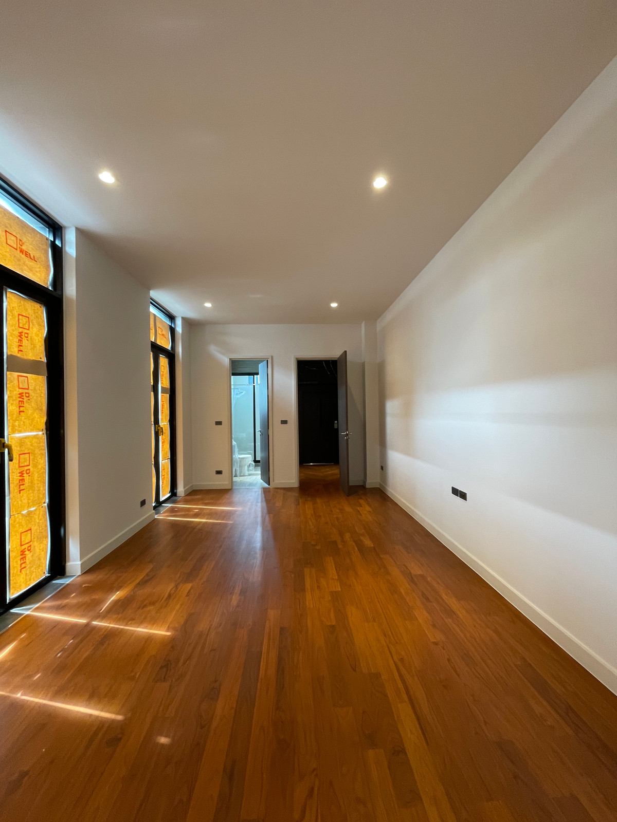 ขายบ้านรามคำแหง หัวหมาก : [ขาย] ARNA Rama 9 บ้านเดี่ยว Super Luxury 3 ชั้น พร้อมสระว่ายน้ำส่วนตัว และดาดฟ้า | ทำเลทองหลัง The Mall รามฯ ใกล้ MRT สายสีส้ม