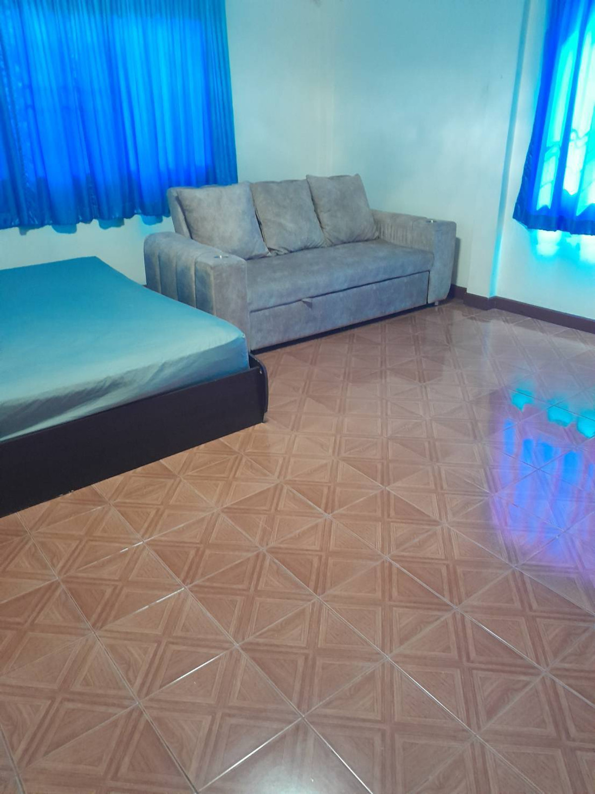 ให้เช่าทาวน์โฮมมีนบุรี-ร่มเกล้า : ⚡ ให้เช่า ทาวน์โฮม 2 ชั้น ซอย รามคำแหง 186 ขนาด 35 ตร.ว. ⚡