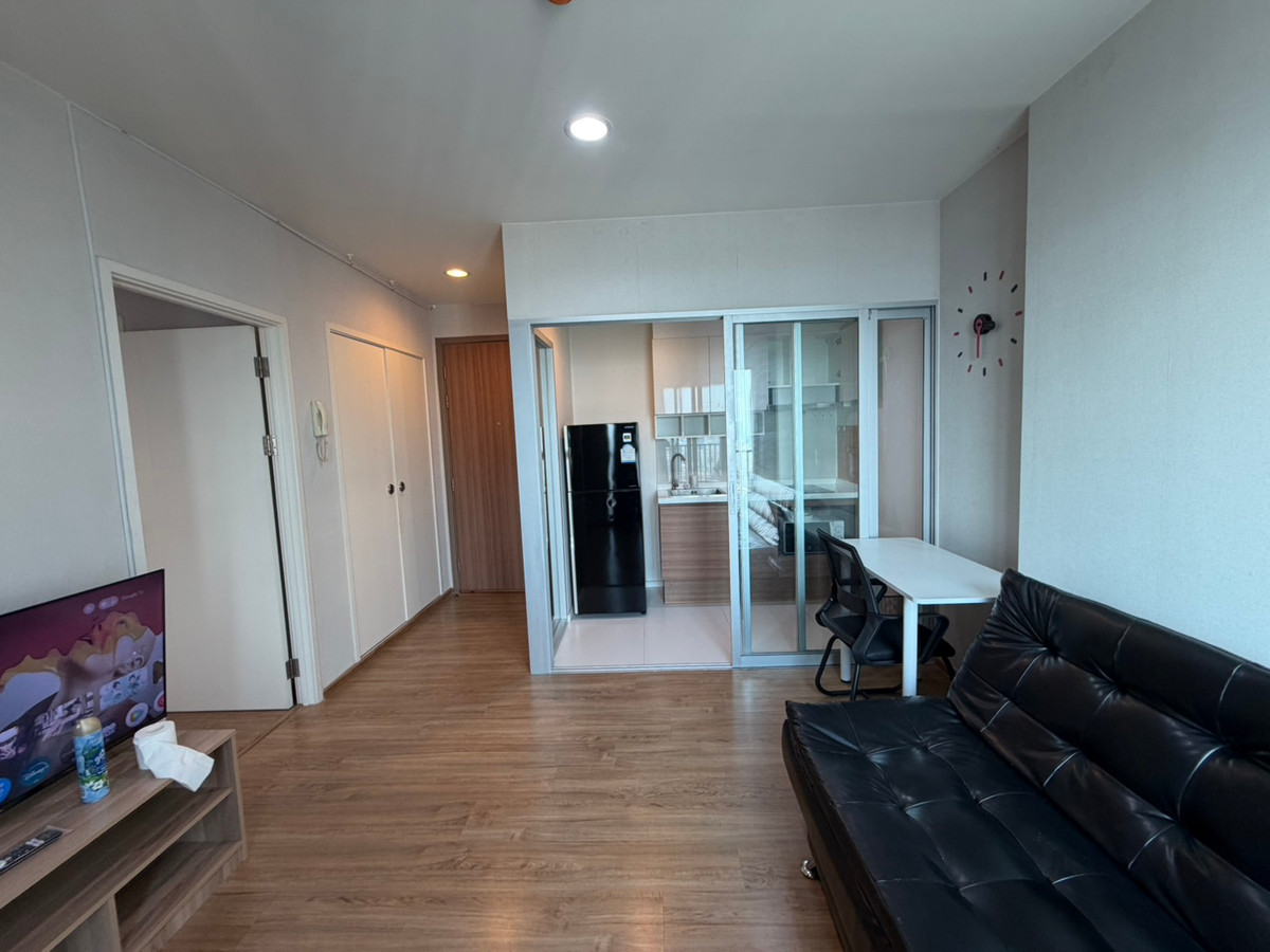 For RentCondoSathorn, Narathiwat : For urgent rent, fuse chan sathorn, 37 sq m., room ready to move in.