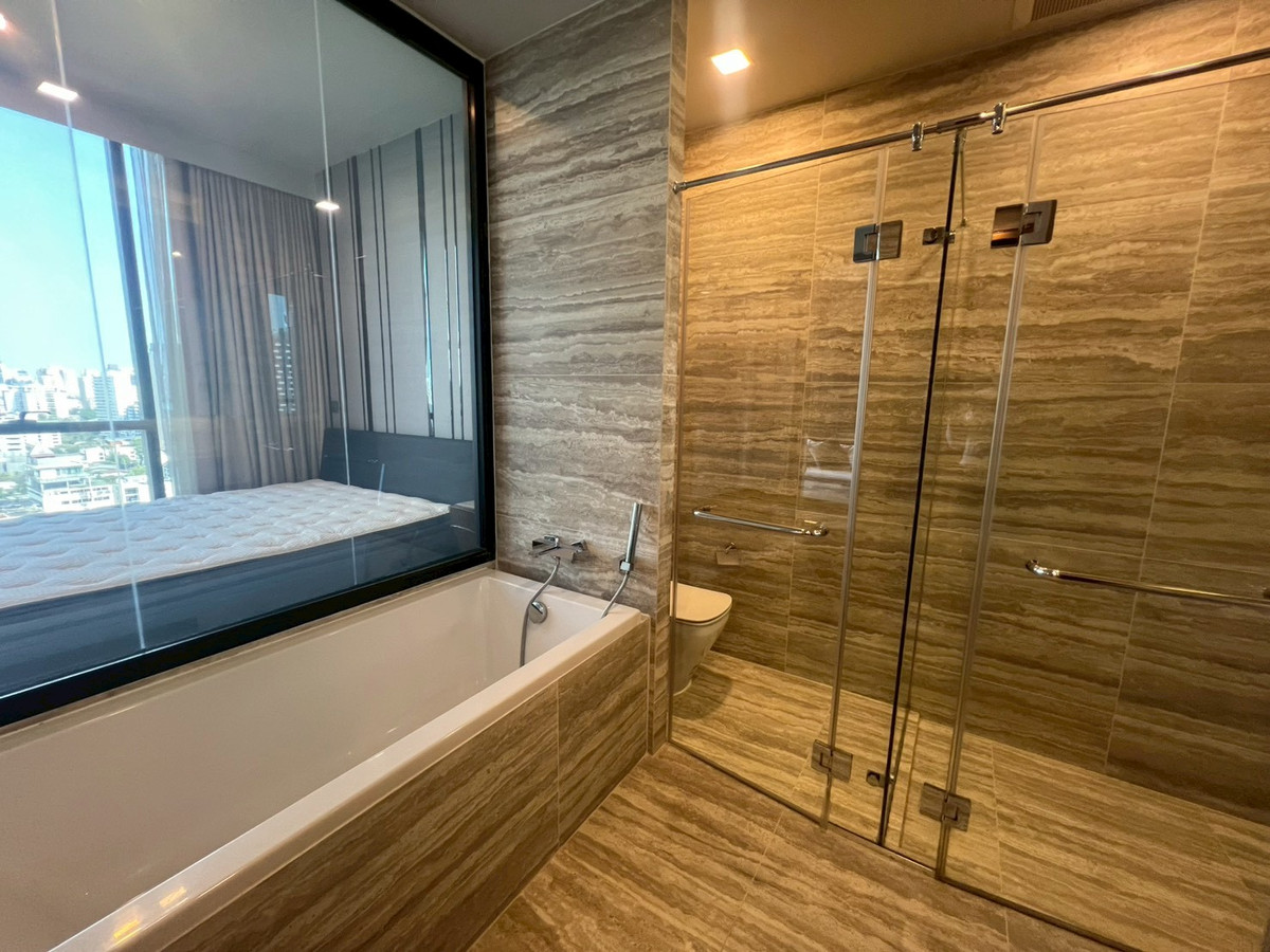 For RentCondoSukhumvit, Asoke, Thonglor : 🏙️1 bedroom for rent at Celes Asoke – Luxury Condo in the heart of Asoke, very convenient to travel.