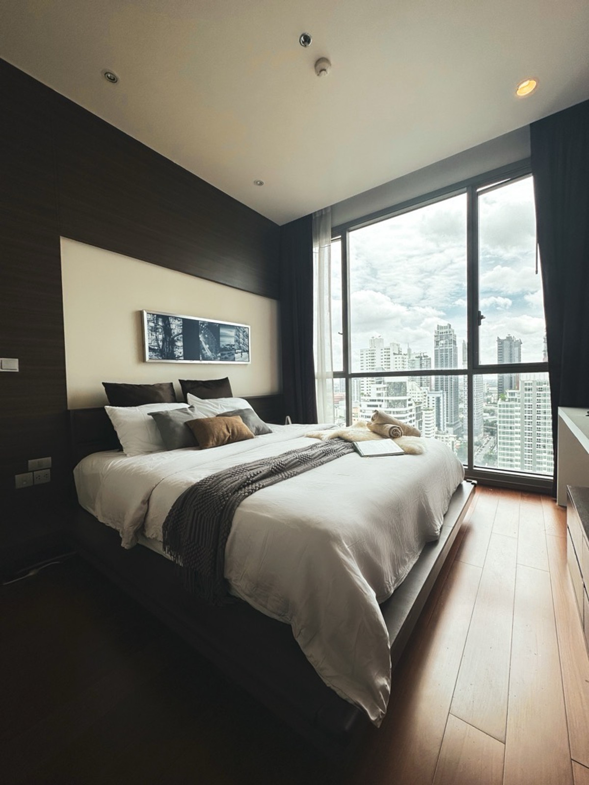 For RentCondoSukhumvit, Asoke, Thonglor : Condo for Rent QUATTRO by Sansiri Monthly 55,000 THB.
