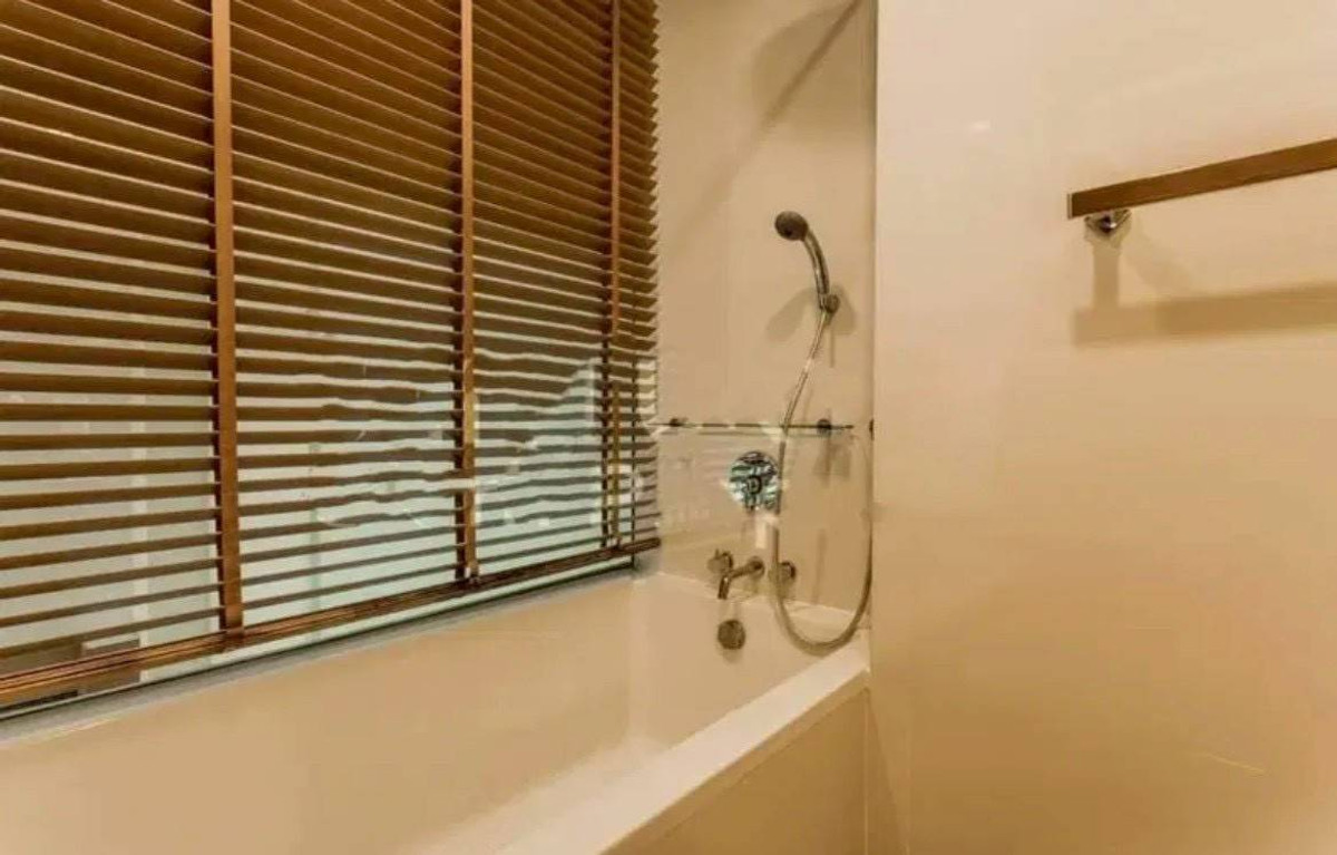 For RentCondoSukhumvit, Asoke, Thonglor : Rent 2 bedrooms, 2 bathrooms, Duplex Ashton Morph 38.