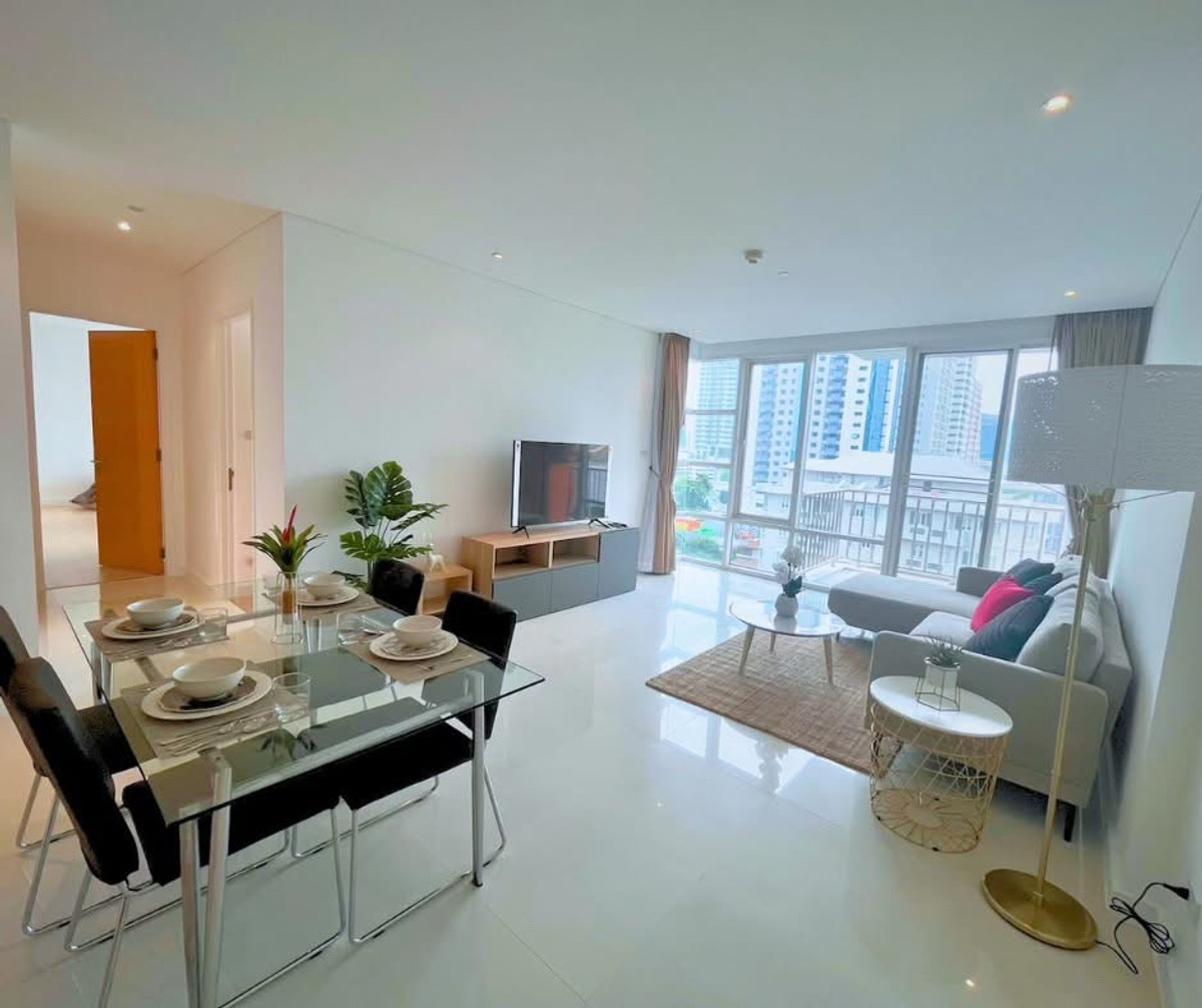 For SaleCondoSukhumvit, Asoke, Thonglor : Fullerton Sukhumvit / 2 Bedrooms (SALE WITH TENENT), Fullerton Sukhumvit / 2 bedrooms (sale with tenant) NONT103