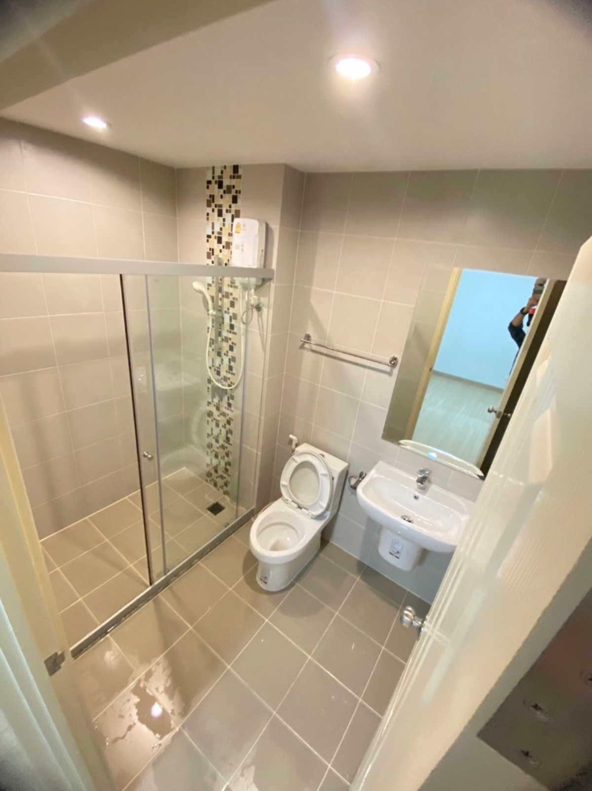 ให้เช่าคอนโดพระราม 9 เพชรบุรีตัดใหม่ RCA : ✅ SVD113 ✅ Line : @p2nproperty