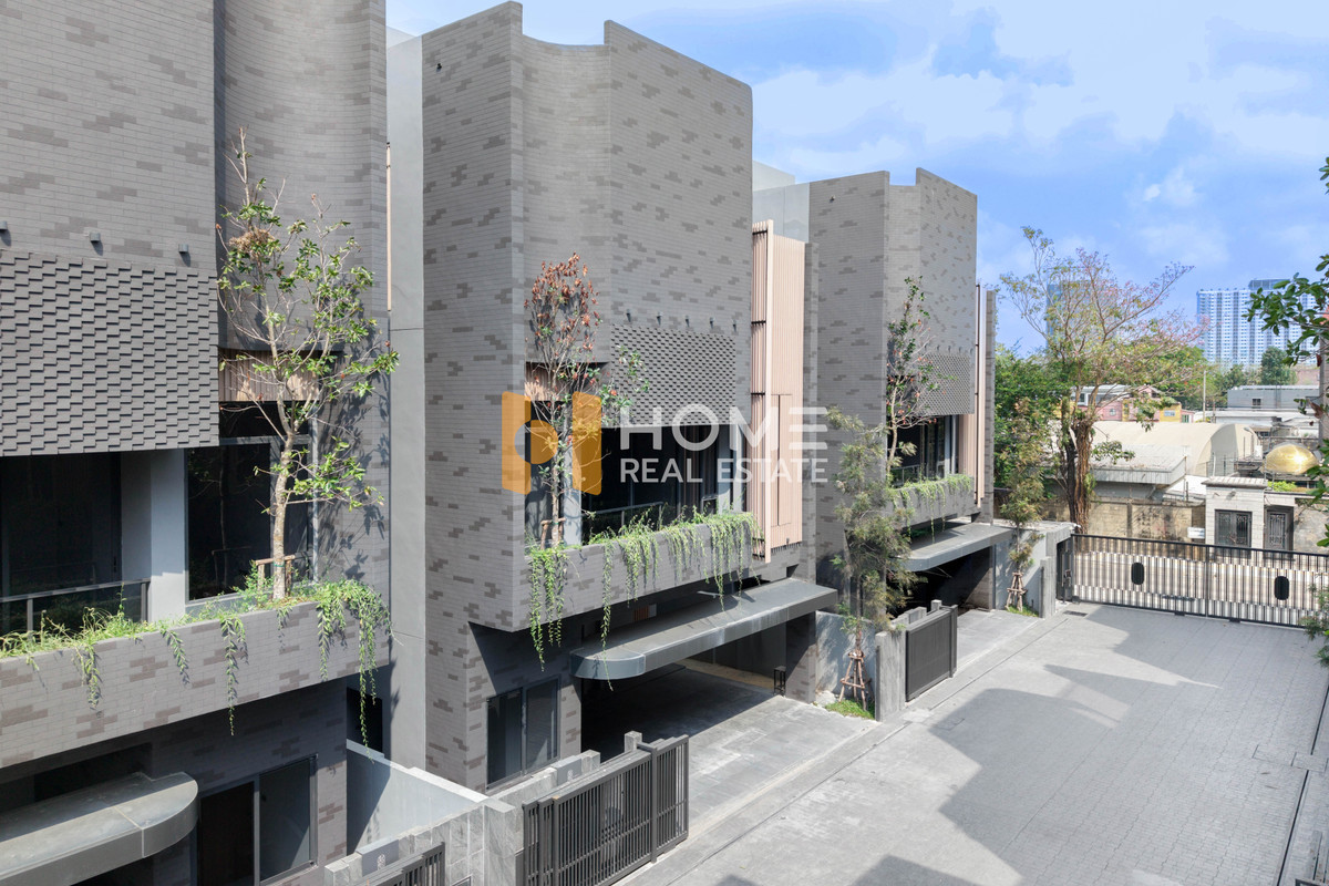 For SaleHouseSapankwai,Jatujak : House with Land TERRA HAUS Vibha - Phahon 21 / 4 Bedrooms (FOR SALE) TPM328