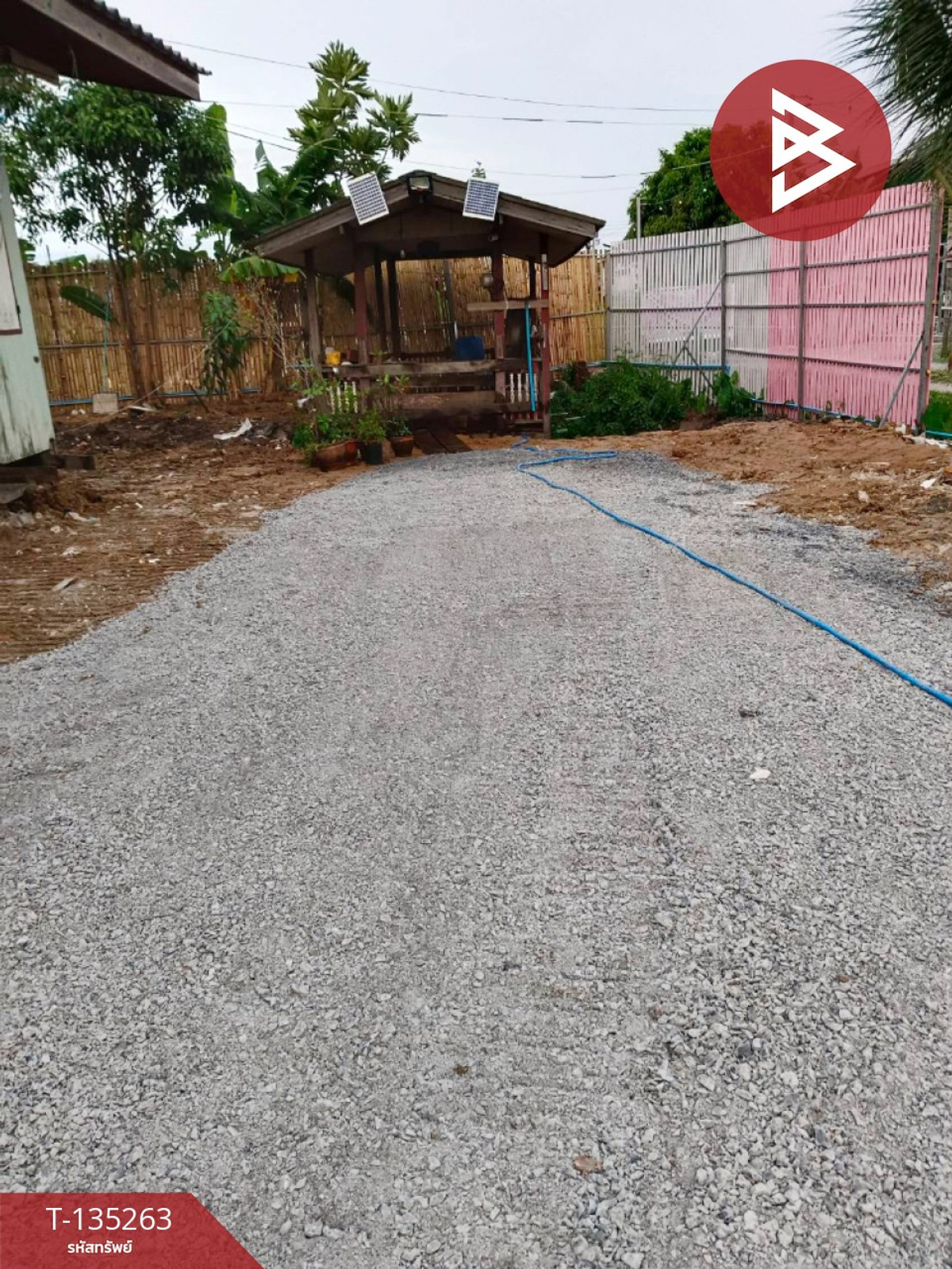 ขายที่ดินนนทบุรี บางใหญ่ บางบัวทอง : ขายบ้านเดี่ยวพร้อมที่ดิน เนื้อที่ 2 งาน 89 ตร.วา บางกรวย นนทบุรี